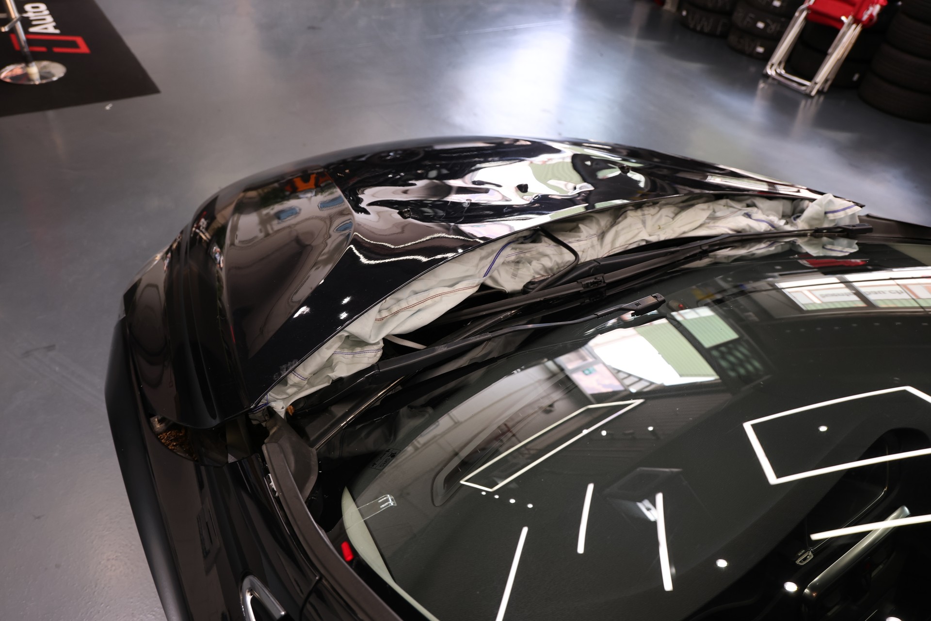 VOLVO V40 Cross Country T5 AWD Summum Geartronic-image-16