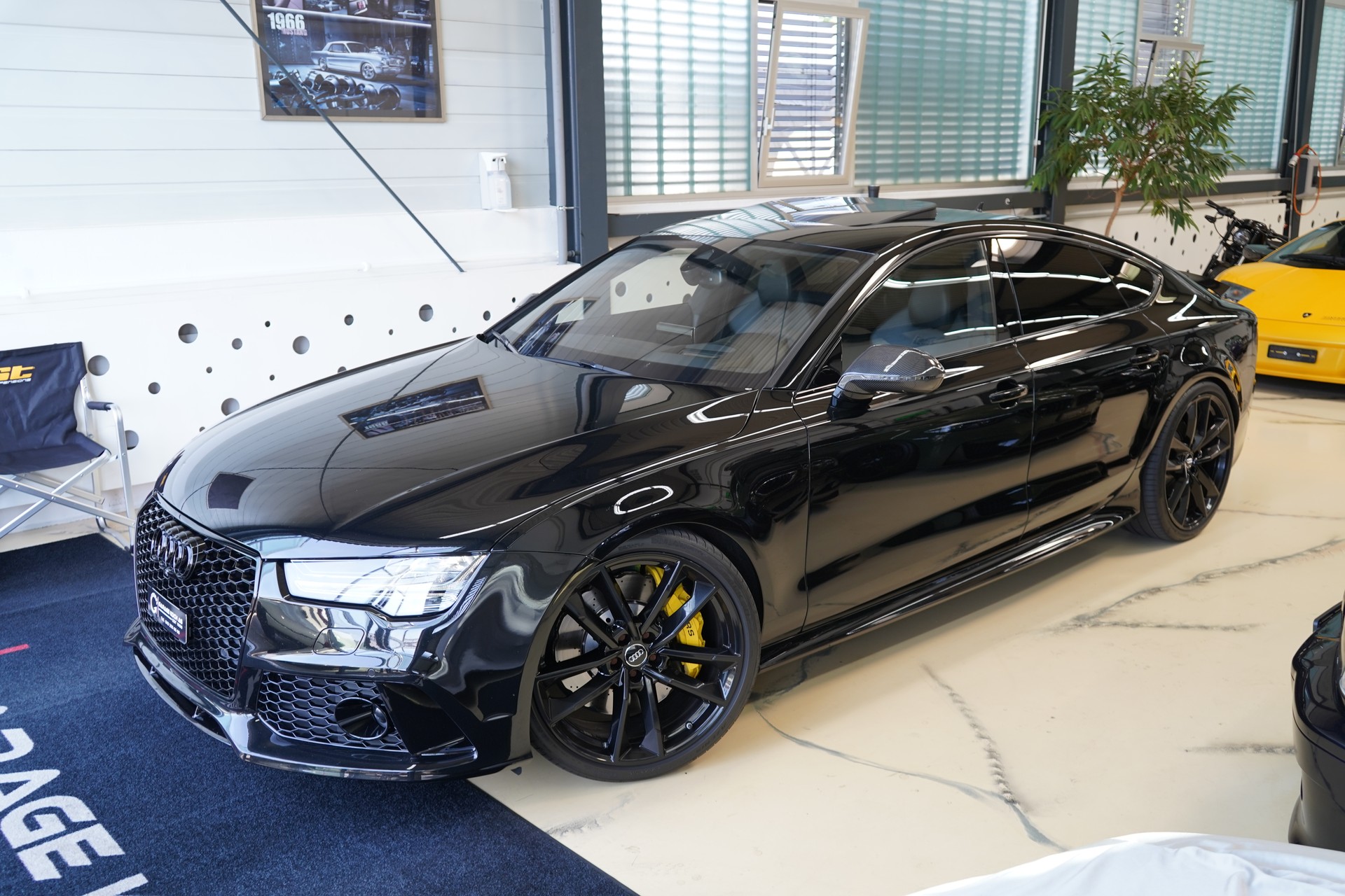 AUDI RS7 Sportback 4.0 TFSI V8 performance quattro-showroom-element-2