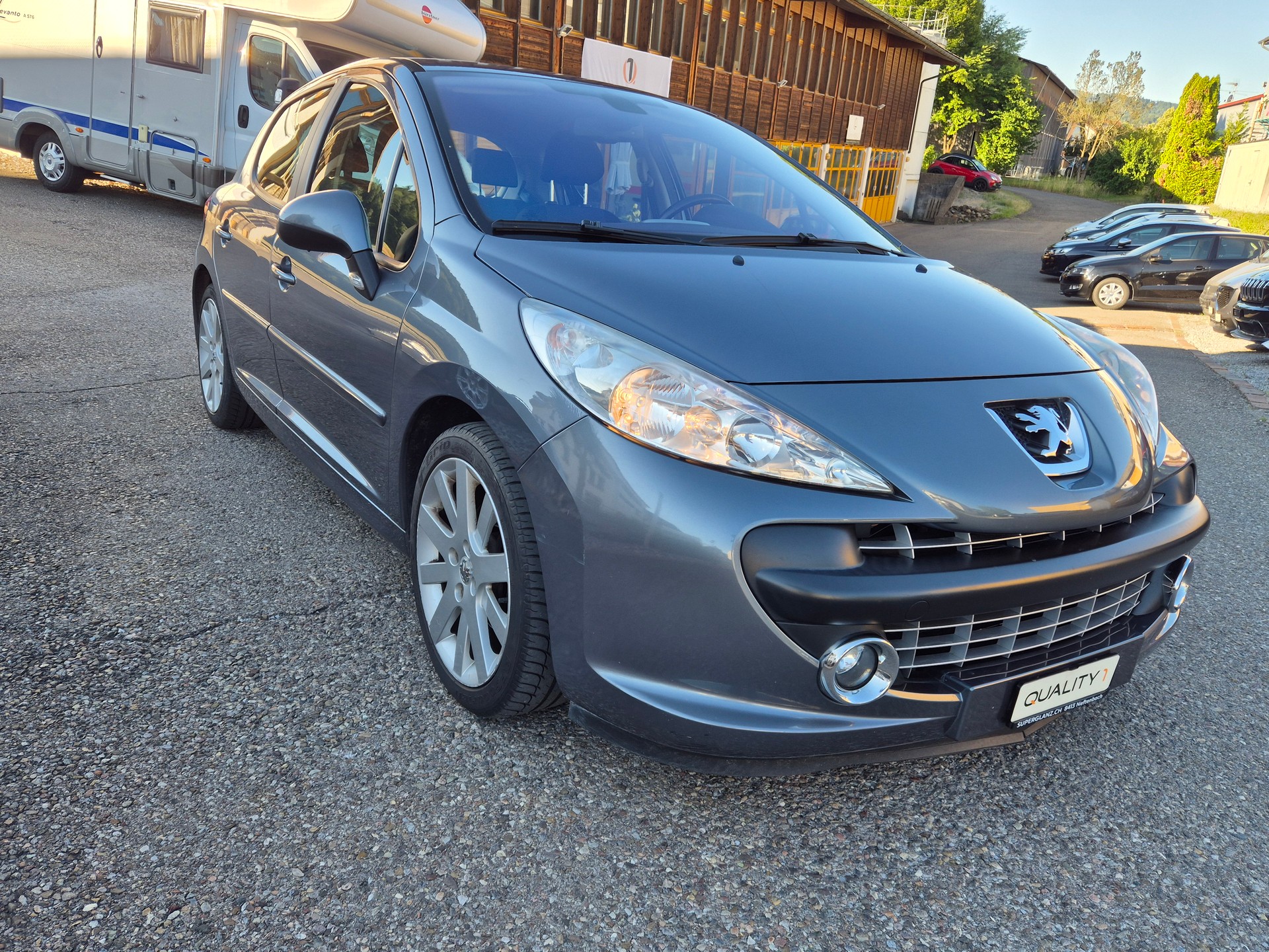 PEUGEOT 207 1.6 16V XT-image-5