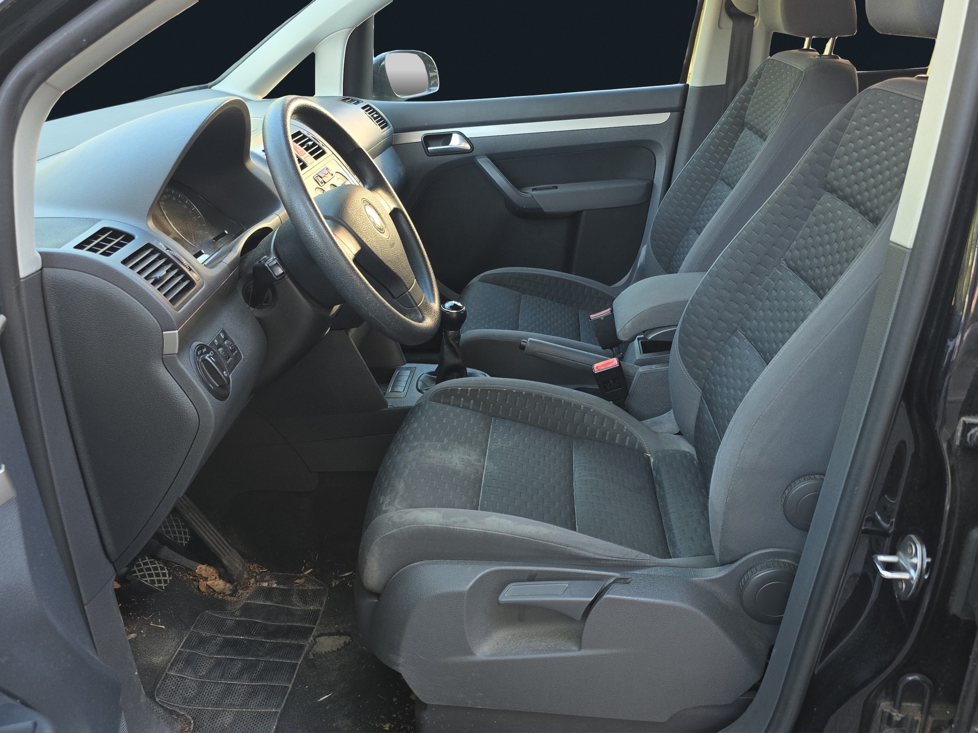 VW Touran 1.4 TSI Trendline-image-9