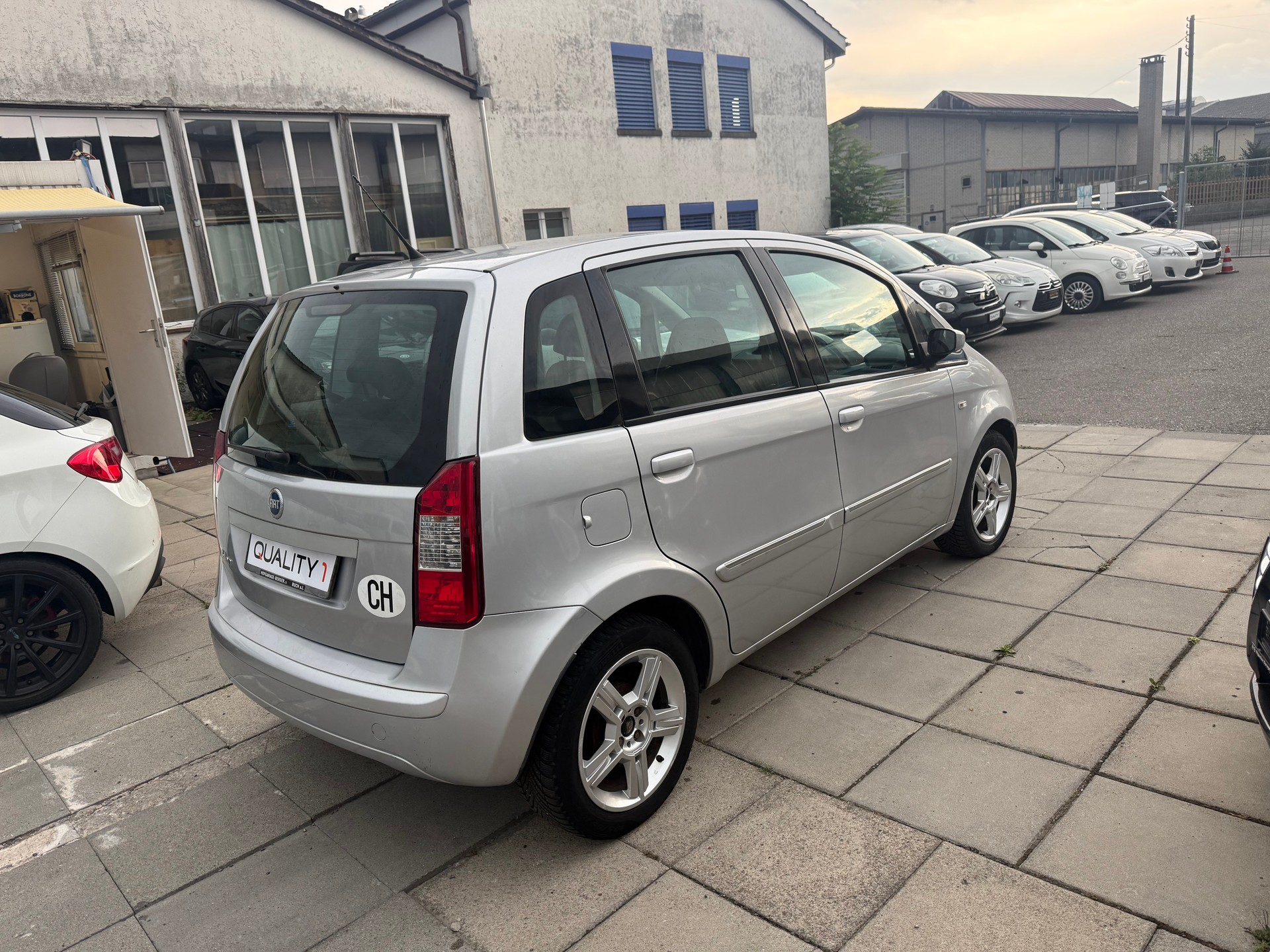 FIAT Idea 1.4 16V Active-image-4