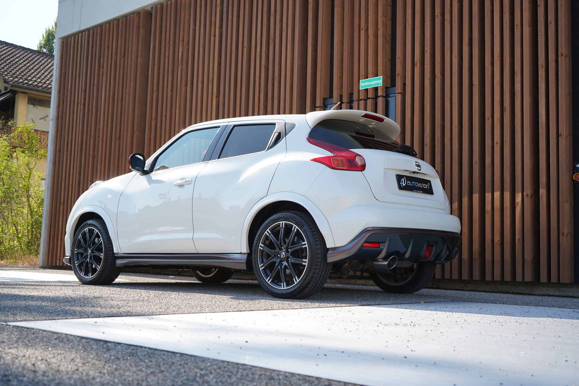 NISSAN JUKE 1.6 DIG-T NISMO 4x4 XTRONIC M-CVT l 200 PS-image-5