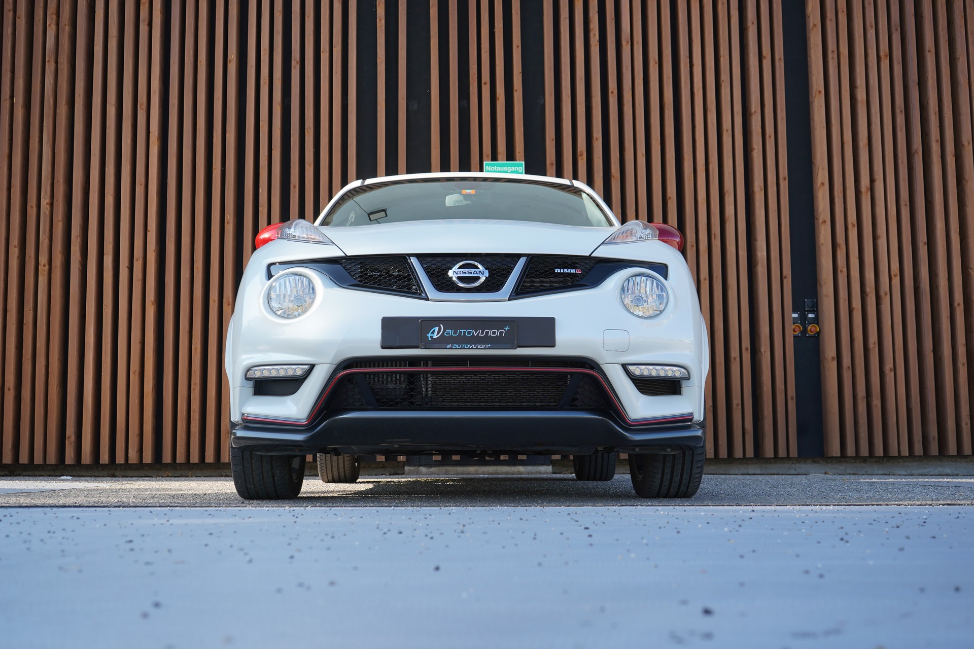 NISSAN JUKE 1.6 DIG-T NISMO 4x4 XTRONIC M-CVT l 200 PS-image-12