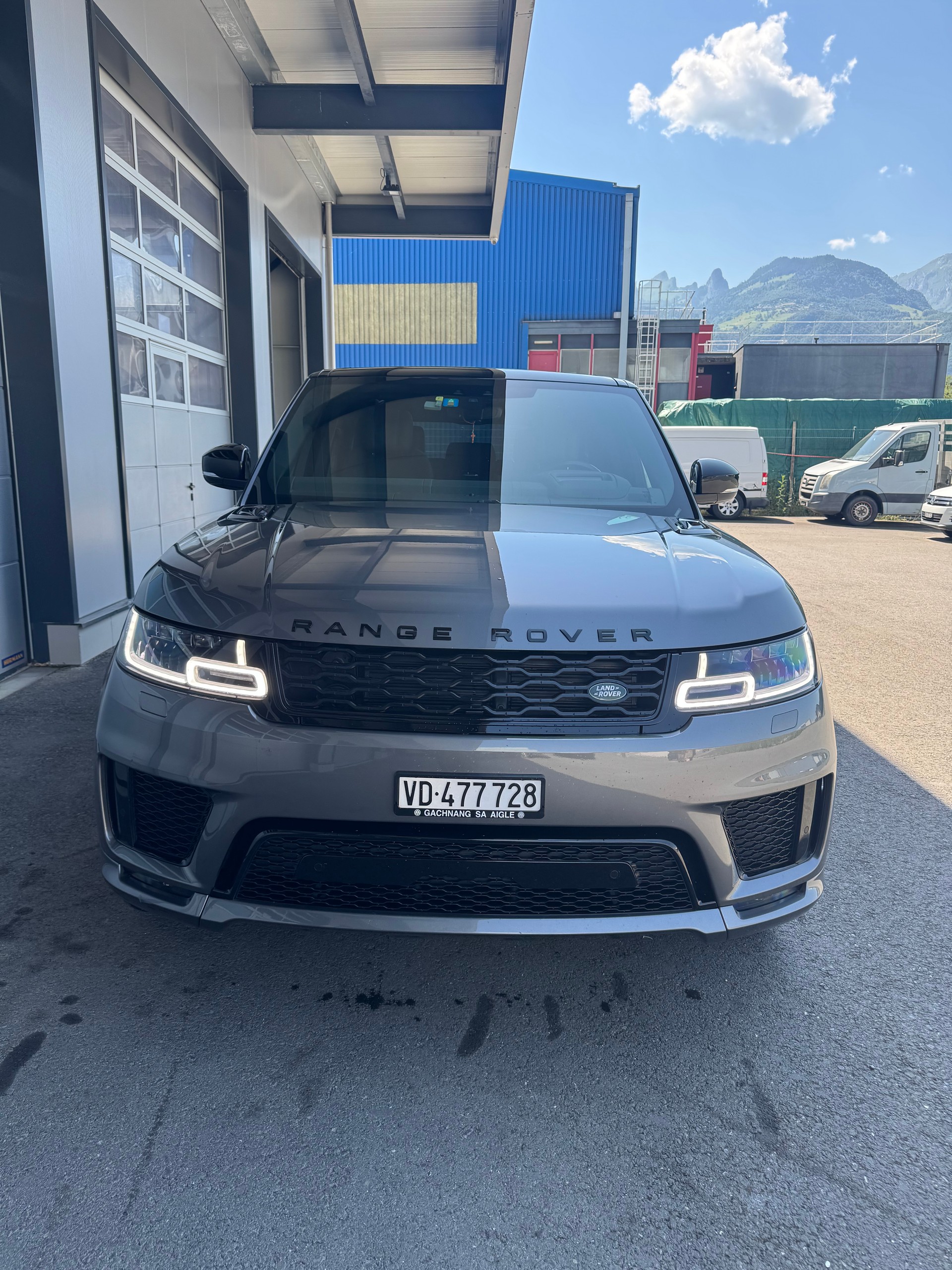 LAND ROVER 3.0 SDV6 SE