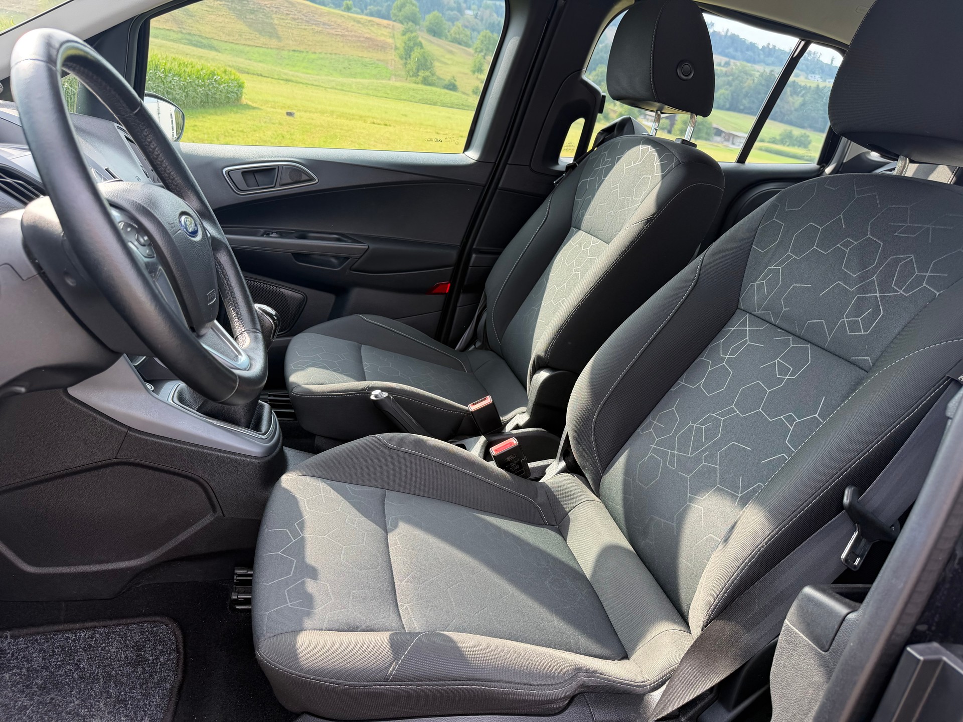 FORD B-Max 1.0 SCTi Titanium-image-8