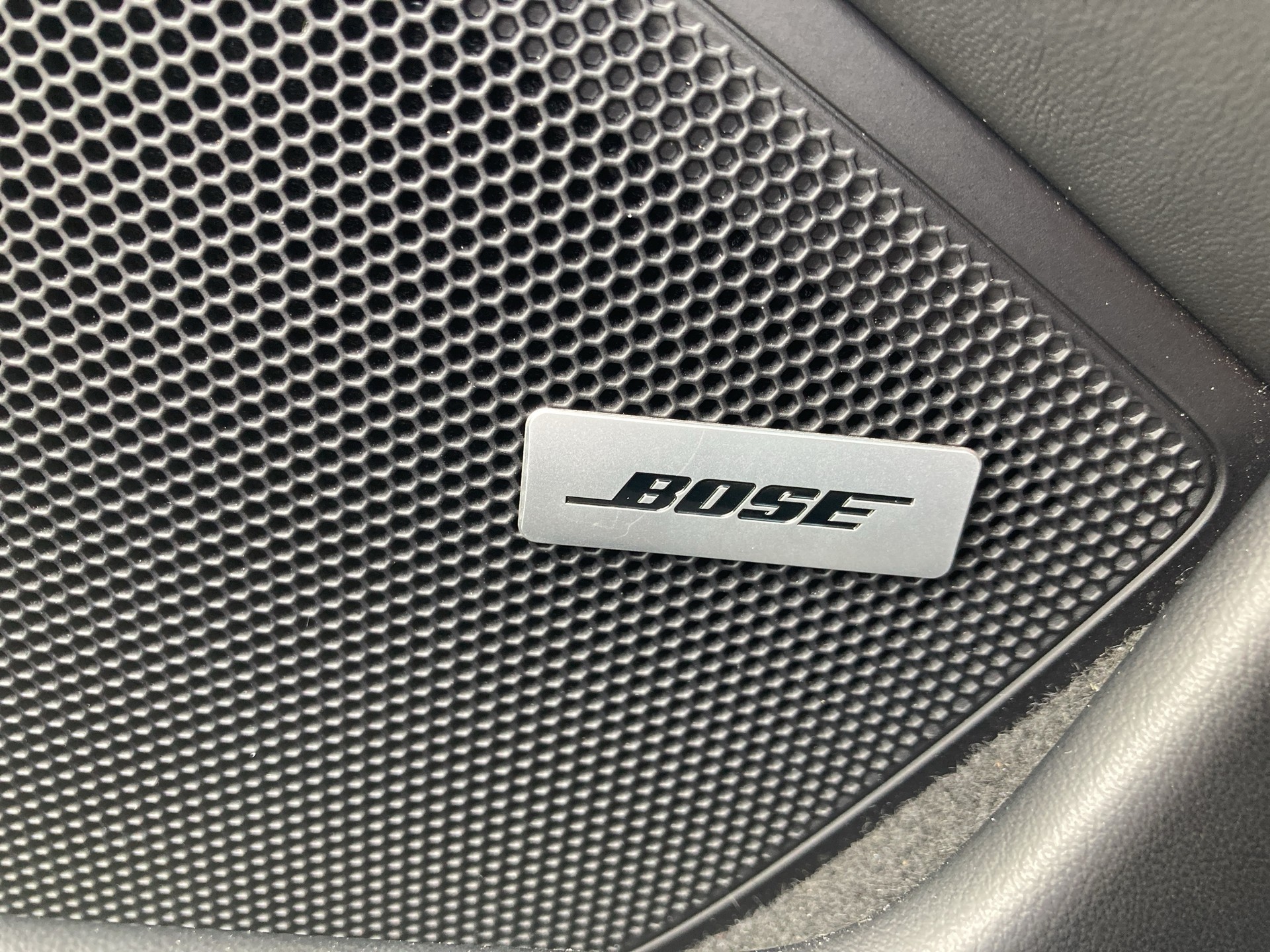 PORSCHE 911 Carrera 4S Cabriolet-image-24