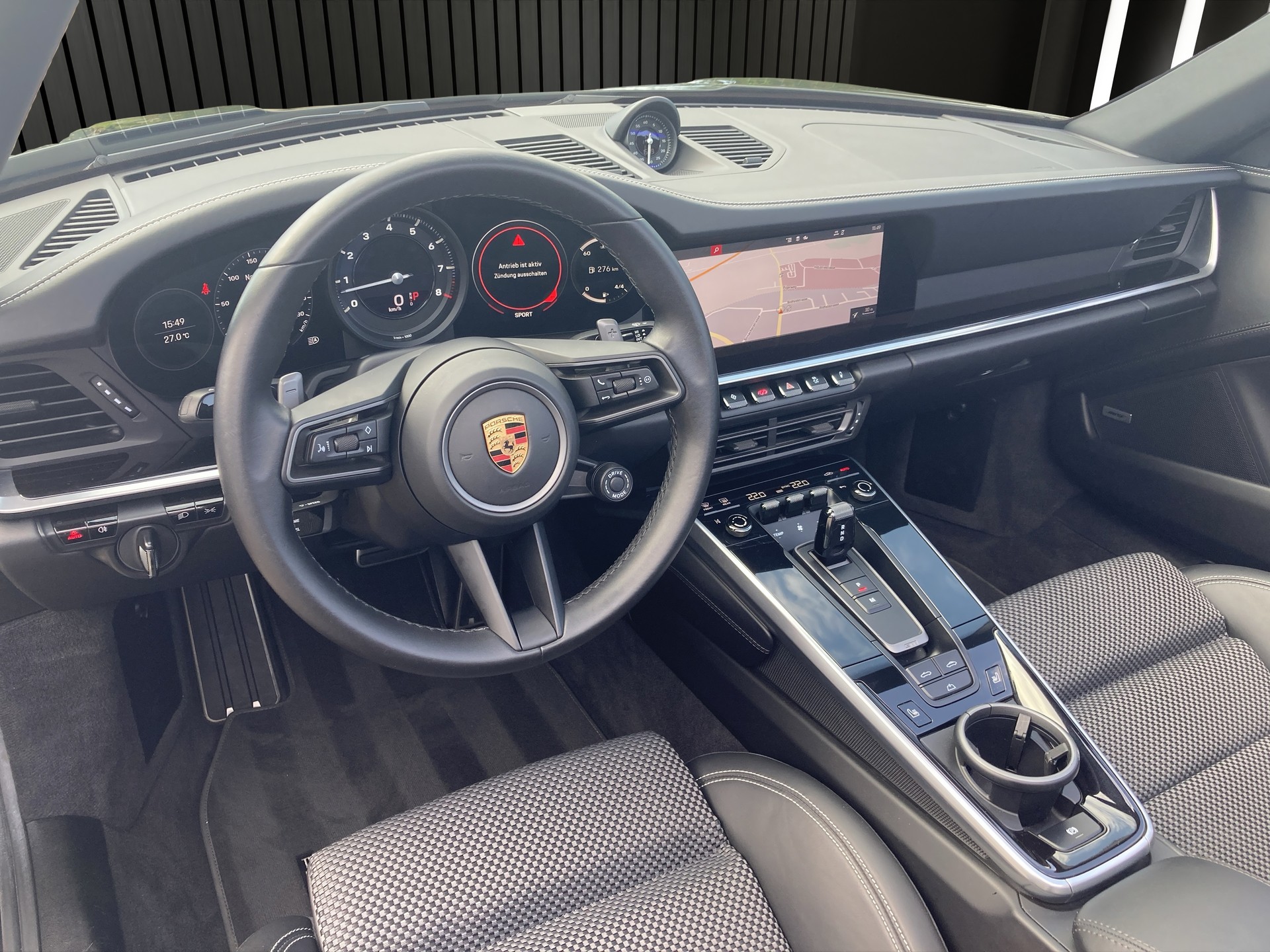PORSCHE 911 Carrera 4S Cabriolet-image-11