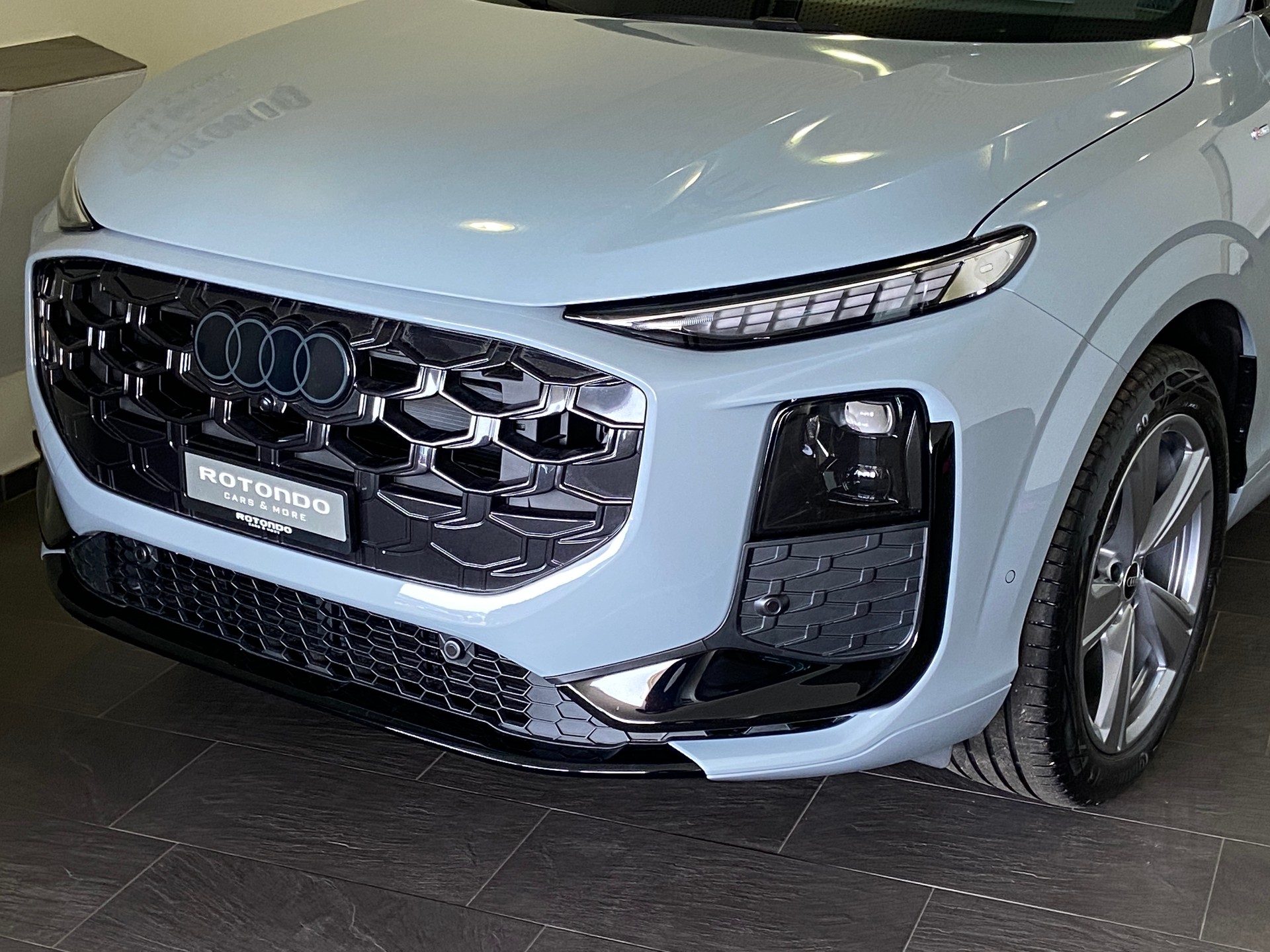 AUDI Q3 SUV TFSI quattro 265 Ps S tronic S-line-showroom-element-2