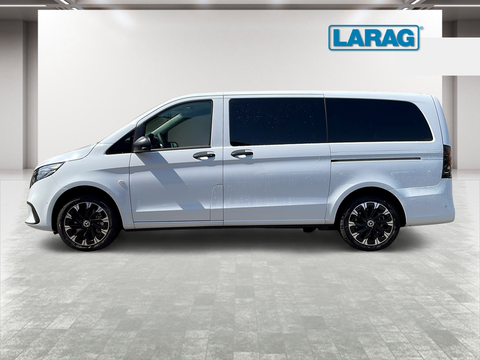 MERCEDES-BENZ Vito 116 CDI Lang Tourer 9G-Tronic 4M Select-image-1