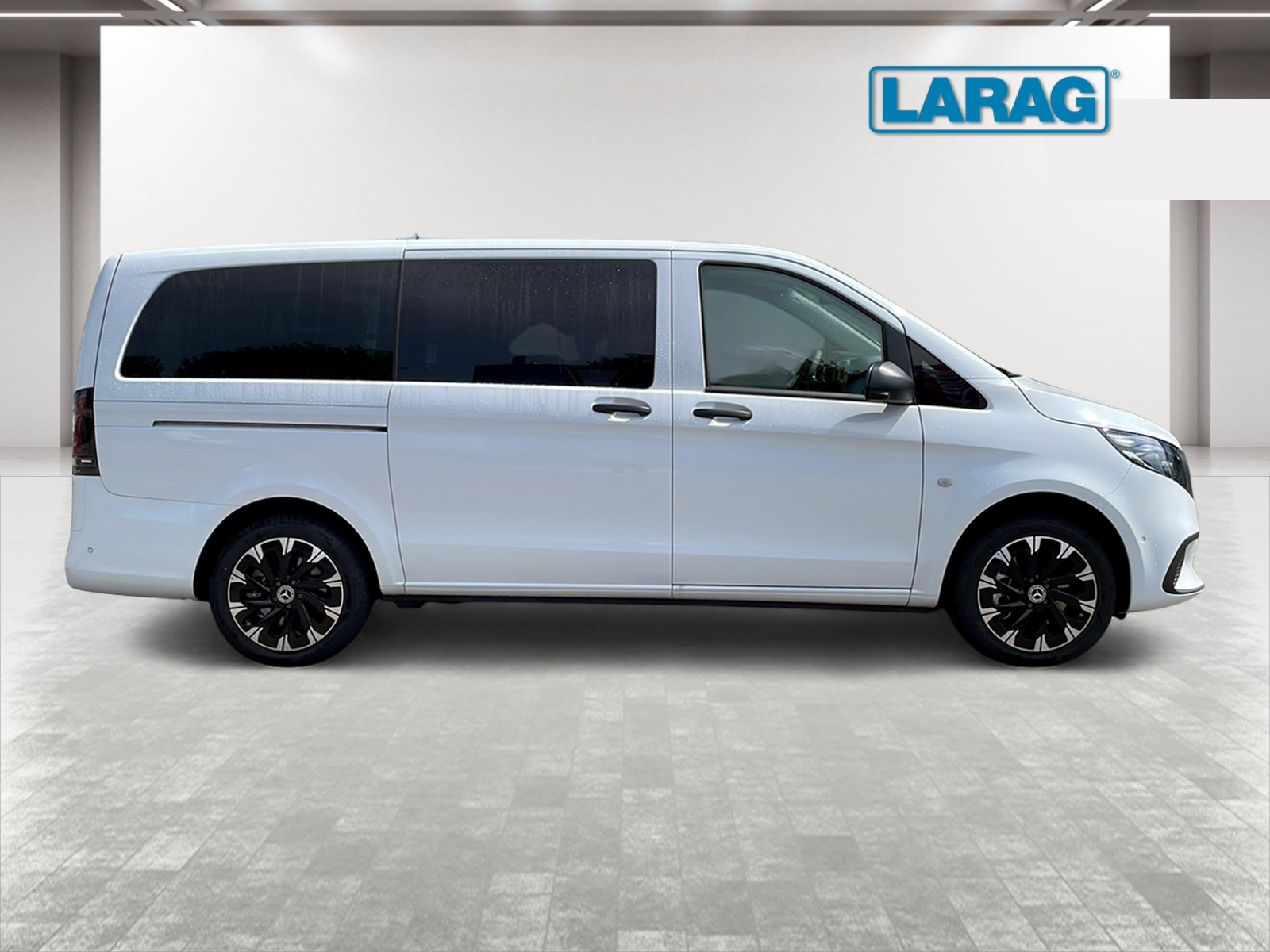 MERCEDES-BENZ Vito 116 CDI Lang Tourer 9G-Tronic 4M Select-image-3