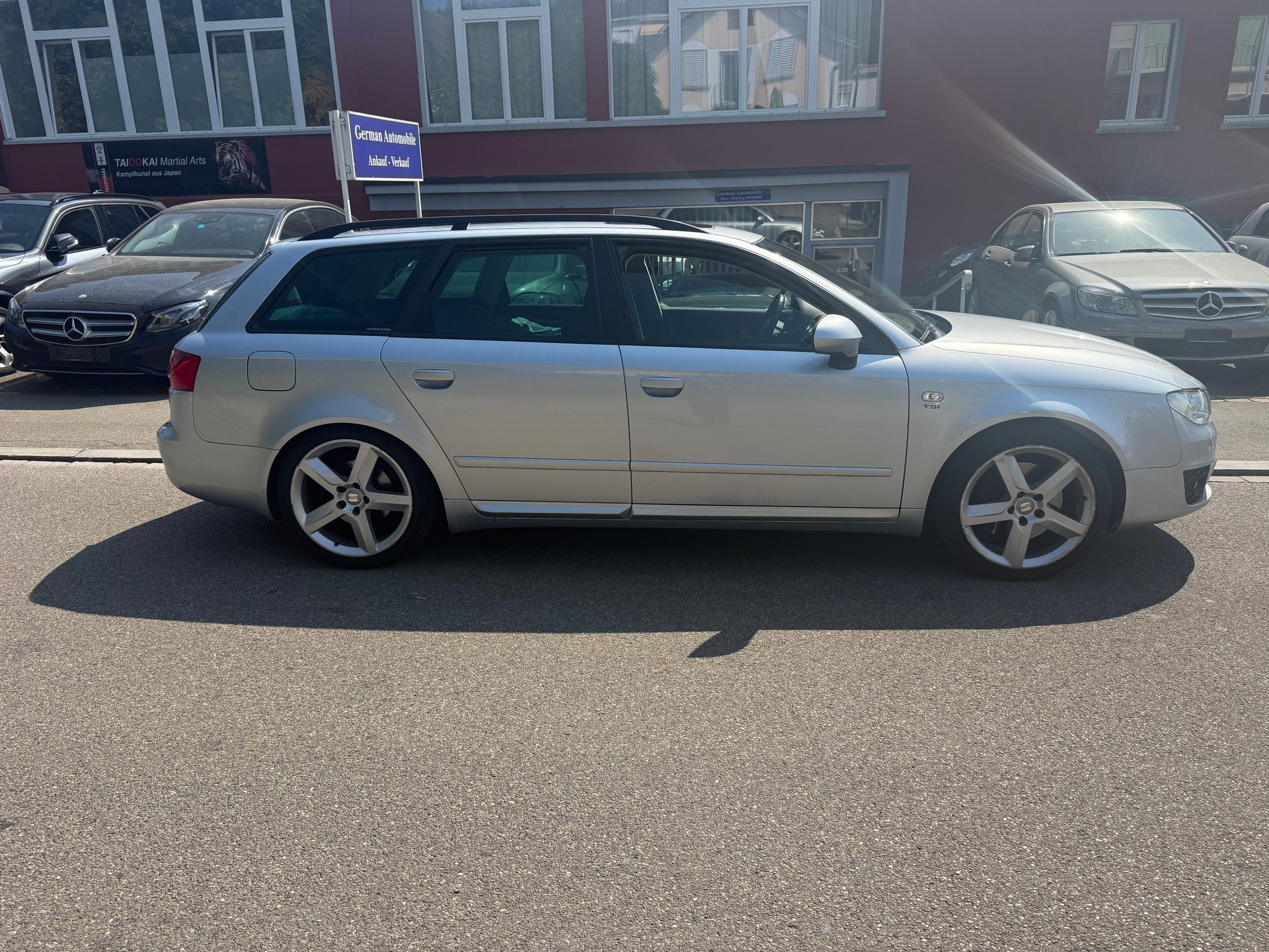 SEAT Exeo ST 2.0 TSI Advantage multitronic-showroom-element-3