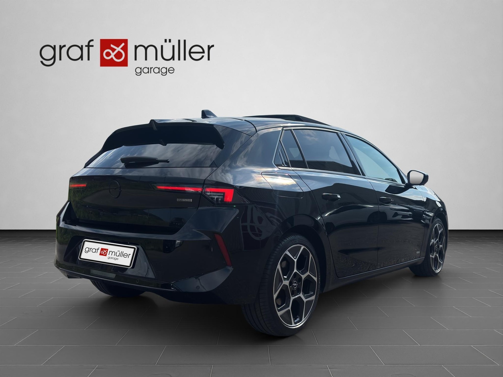 OPEL Astra 1.6 T PHEV 180 Ultimate-image-16