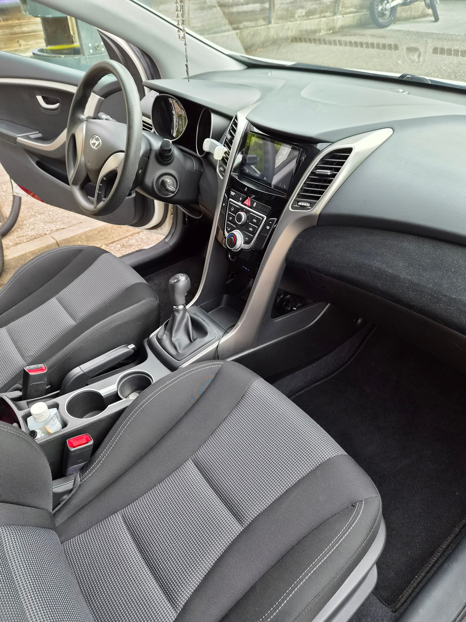 HYUNDAI i30, 1.4 Comfort-image-5