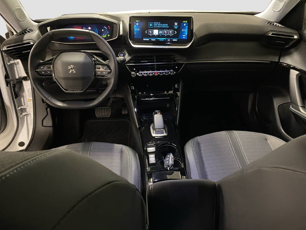 PEUGEOT 2008 e-Allure Pack-image-9