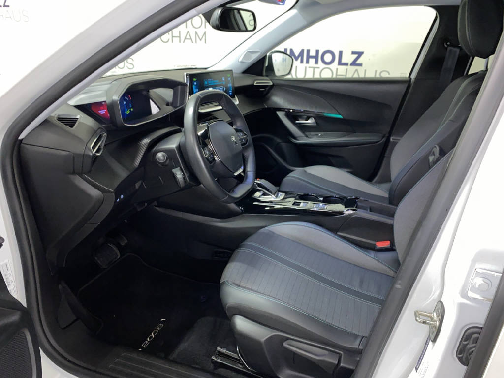 PEUGEOT 2008 e-Allure Pack-image-14