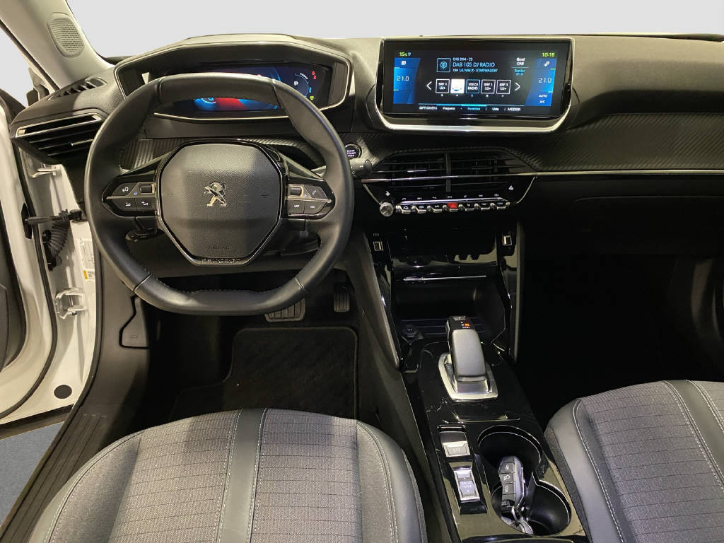 PEUGEOT 2008 e-Allure Pack-image-8