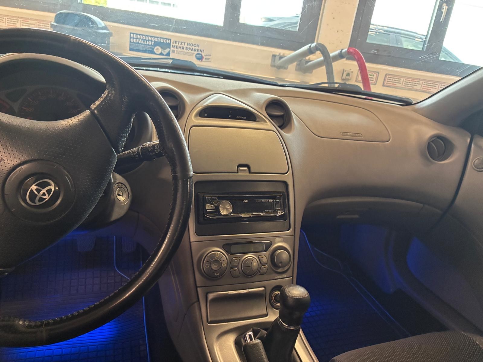 TOYOTA 1.8-showroom-element-3