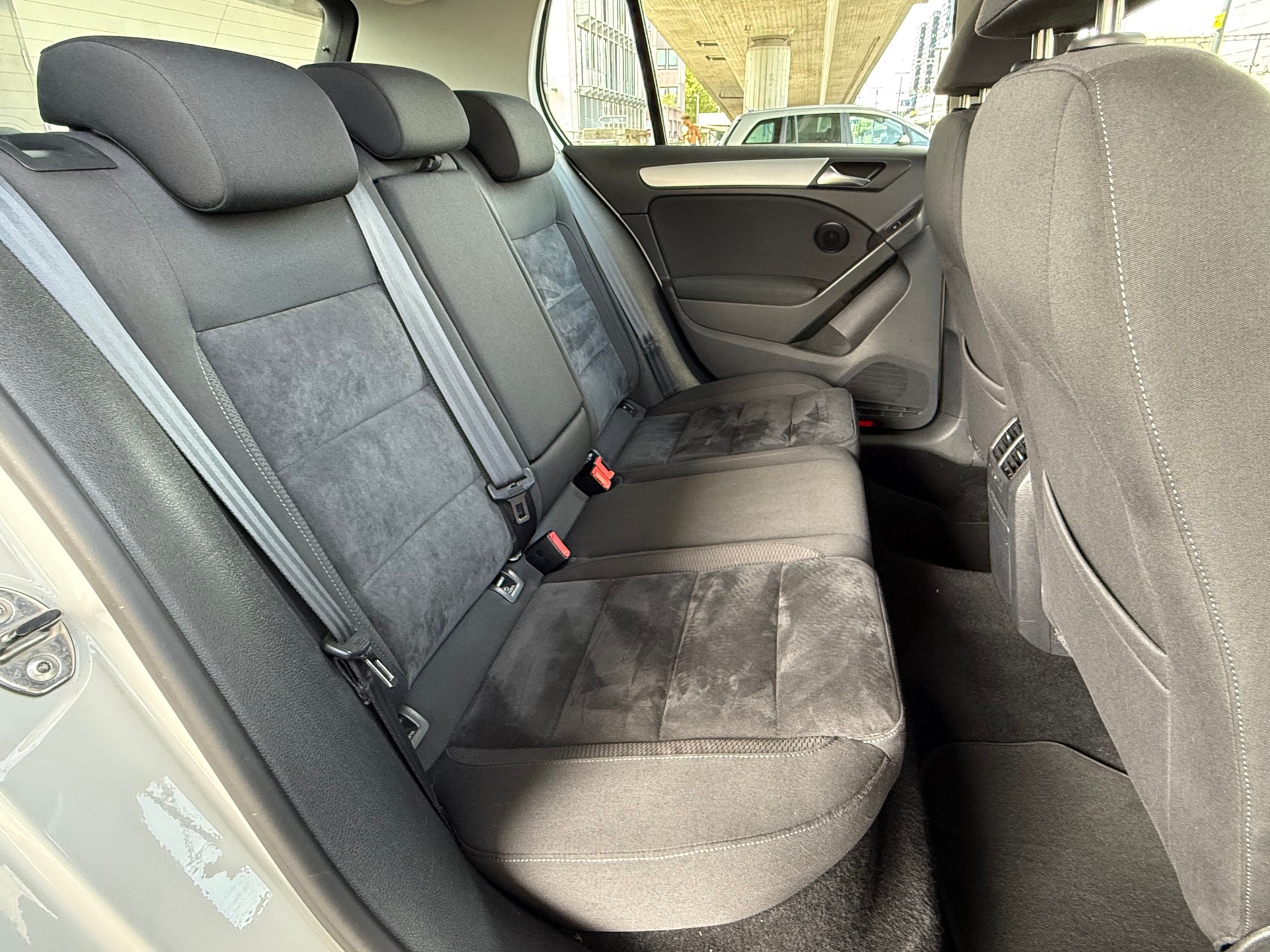 VW Golf 1.4 TSI Highline DSG-image-14