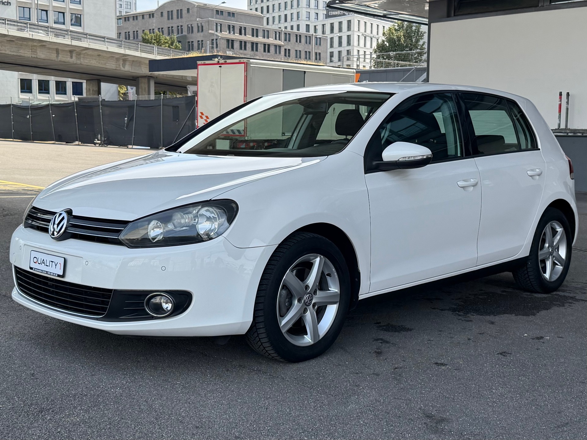 VW Golf 1.4 TSI Highline DSG-image-2