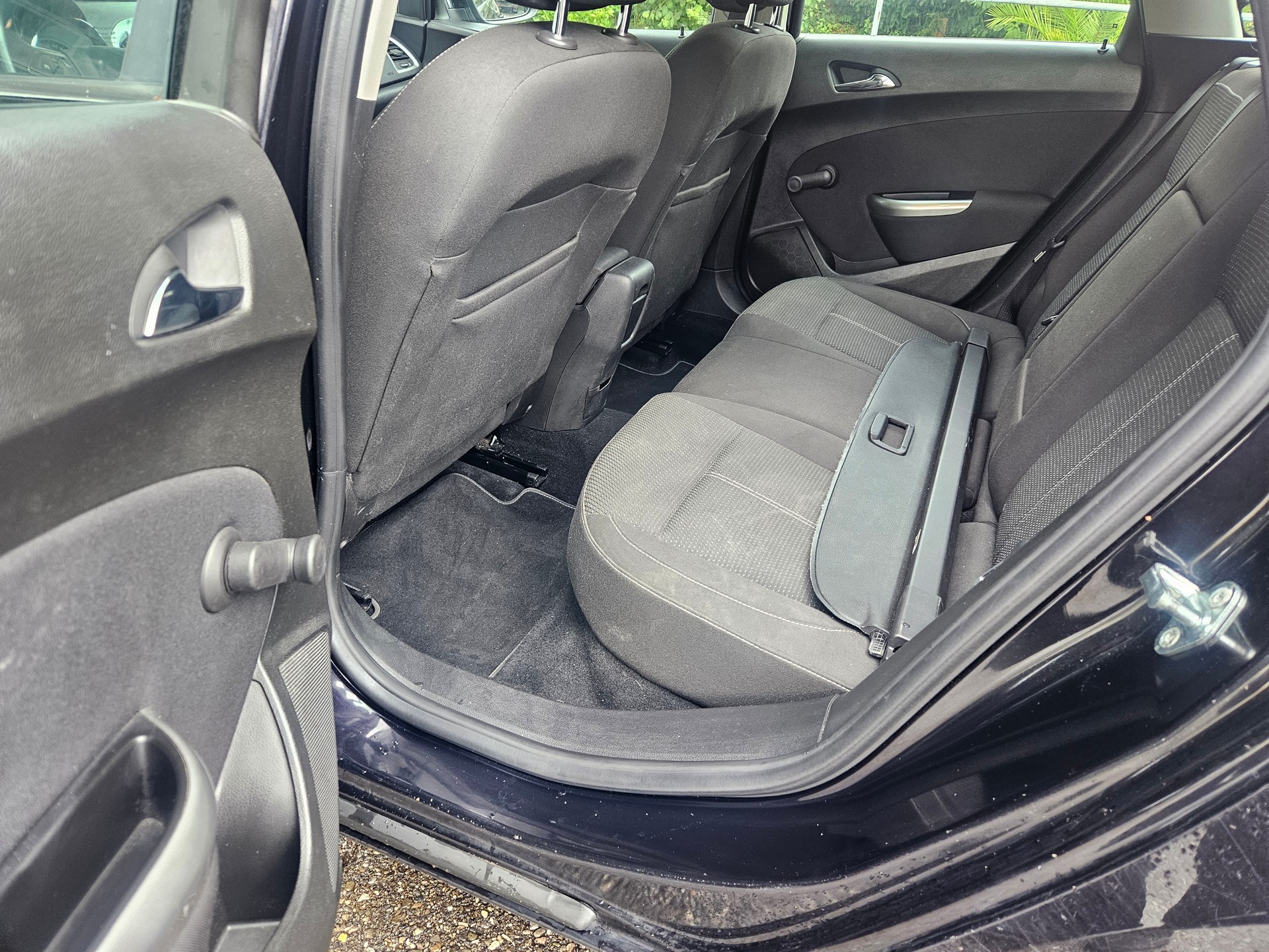 OPEL Astra SportsTourer 2.0 CDTi Cosmo-image-11