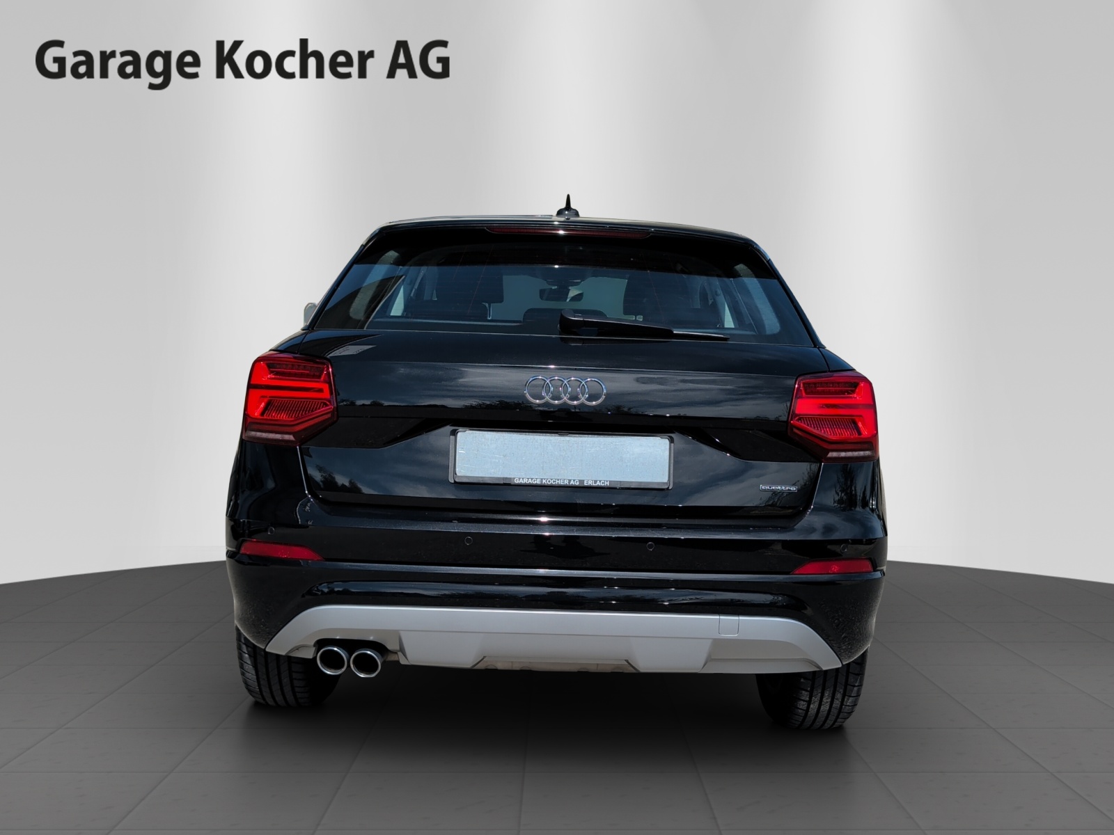 AUDI Q2 2.0 TFSI sport quattro S-tronic-showroom-element-3