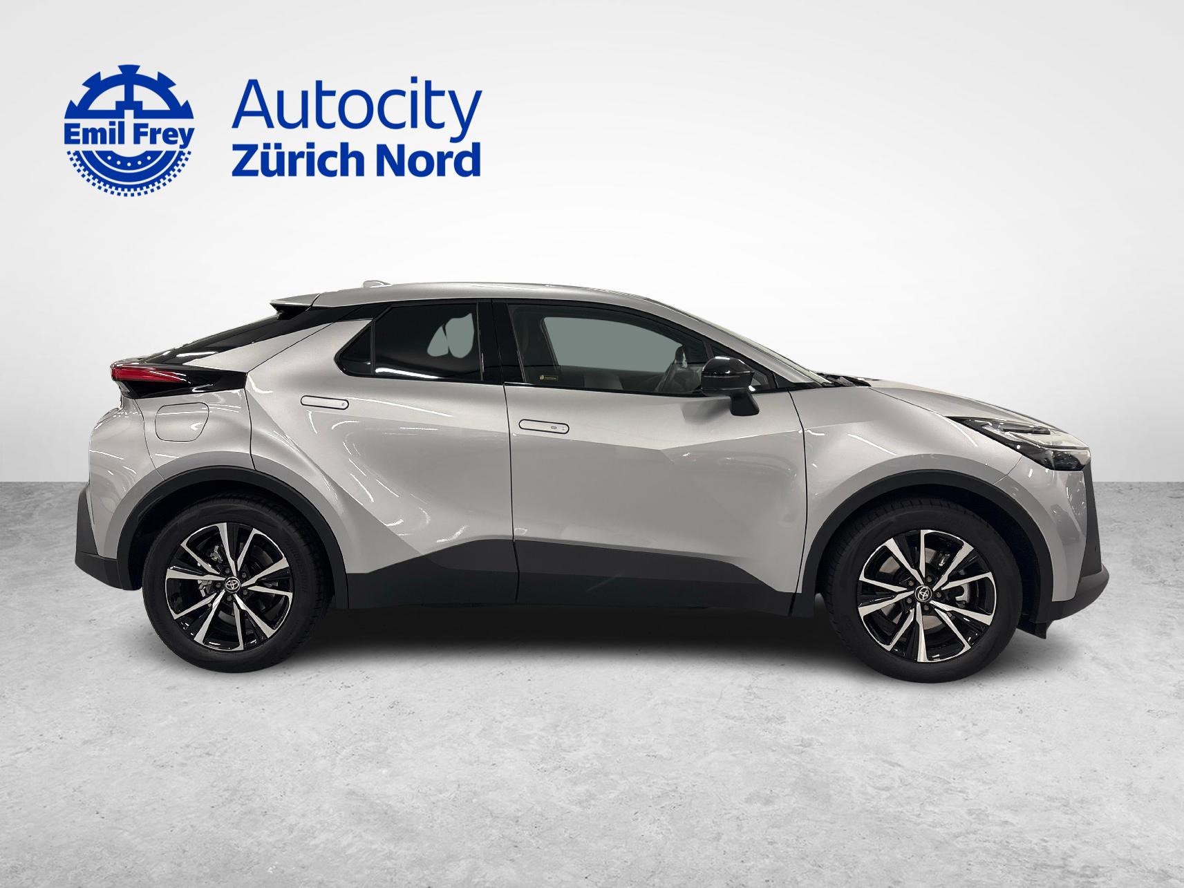 TOYOTA C-HR 2.0 PHEV Swiss Edition-image-5