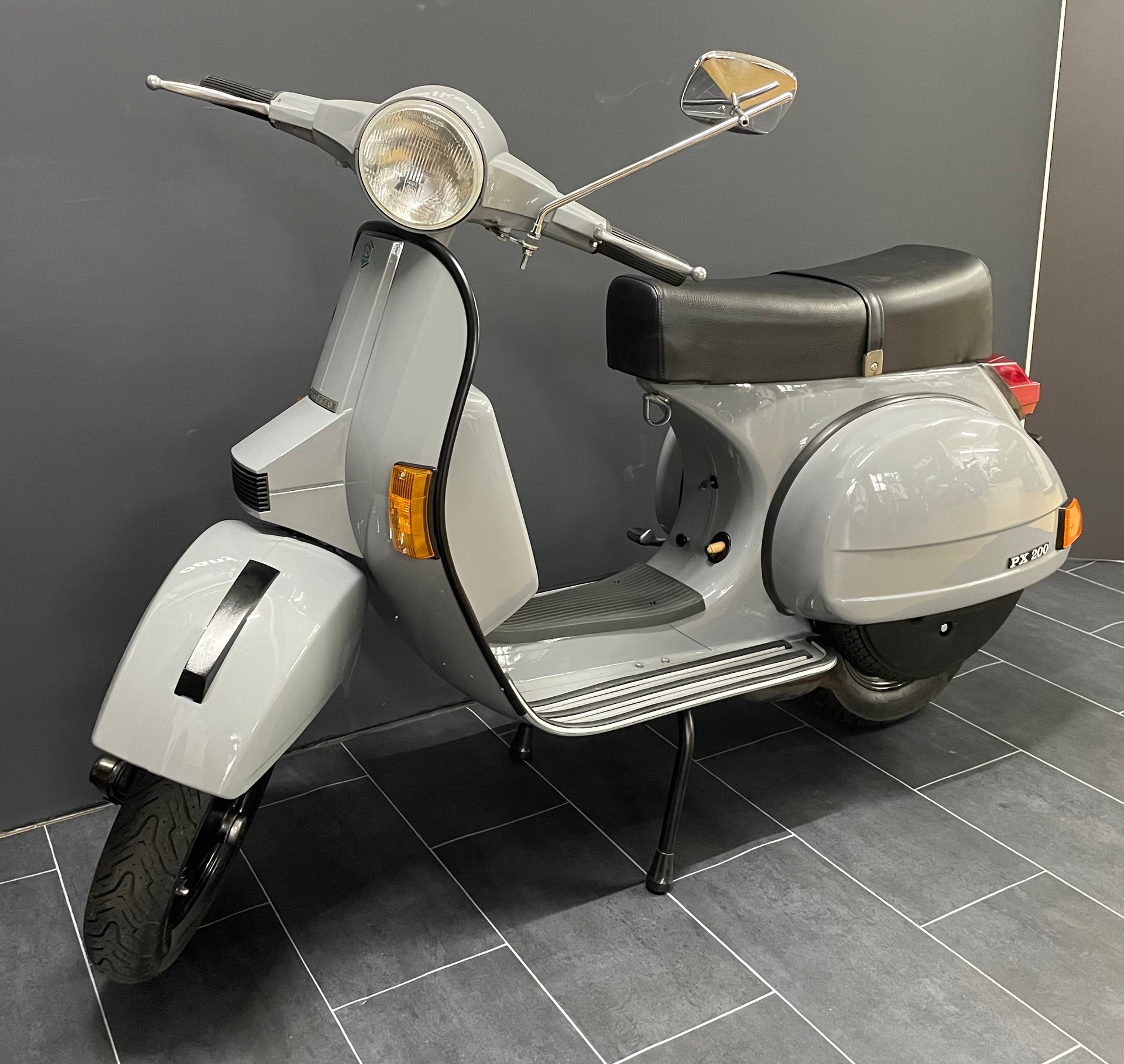 PIAGGIO Vespa PX 200-image-1