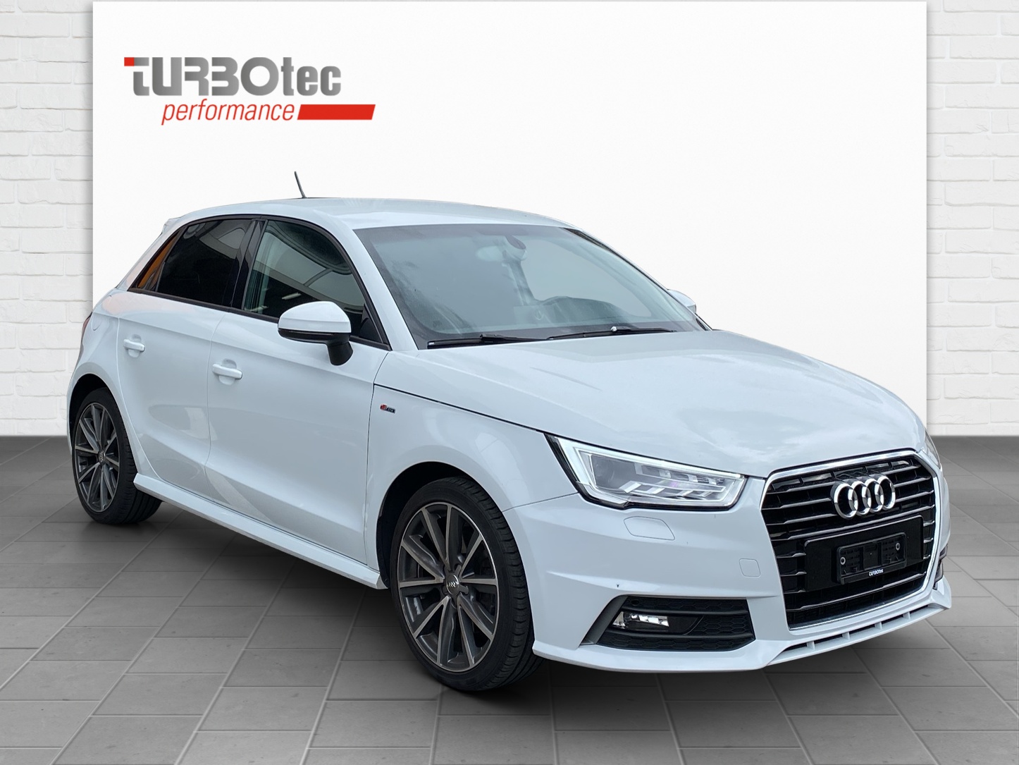 AUDI A1 Sportback 1.4 TFSI Sport S-tronic-showroom-element-3