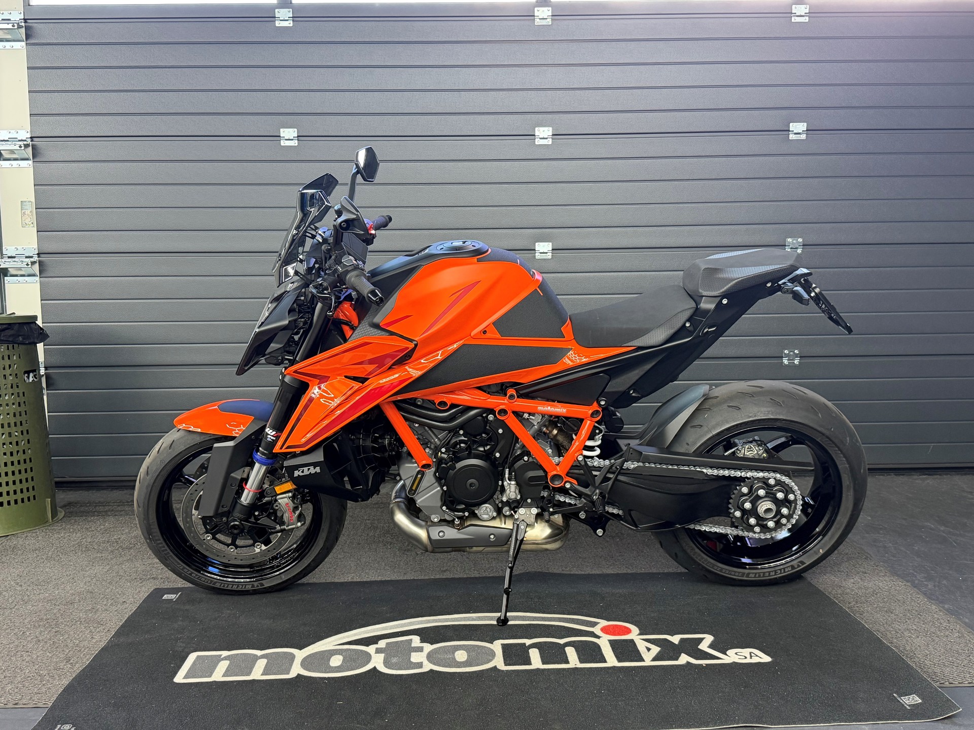 KTM 1390 Super Duke R EVO-image-5