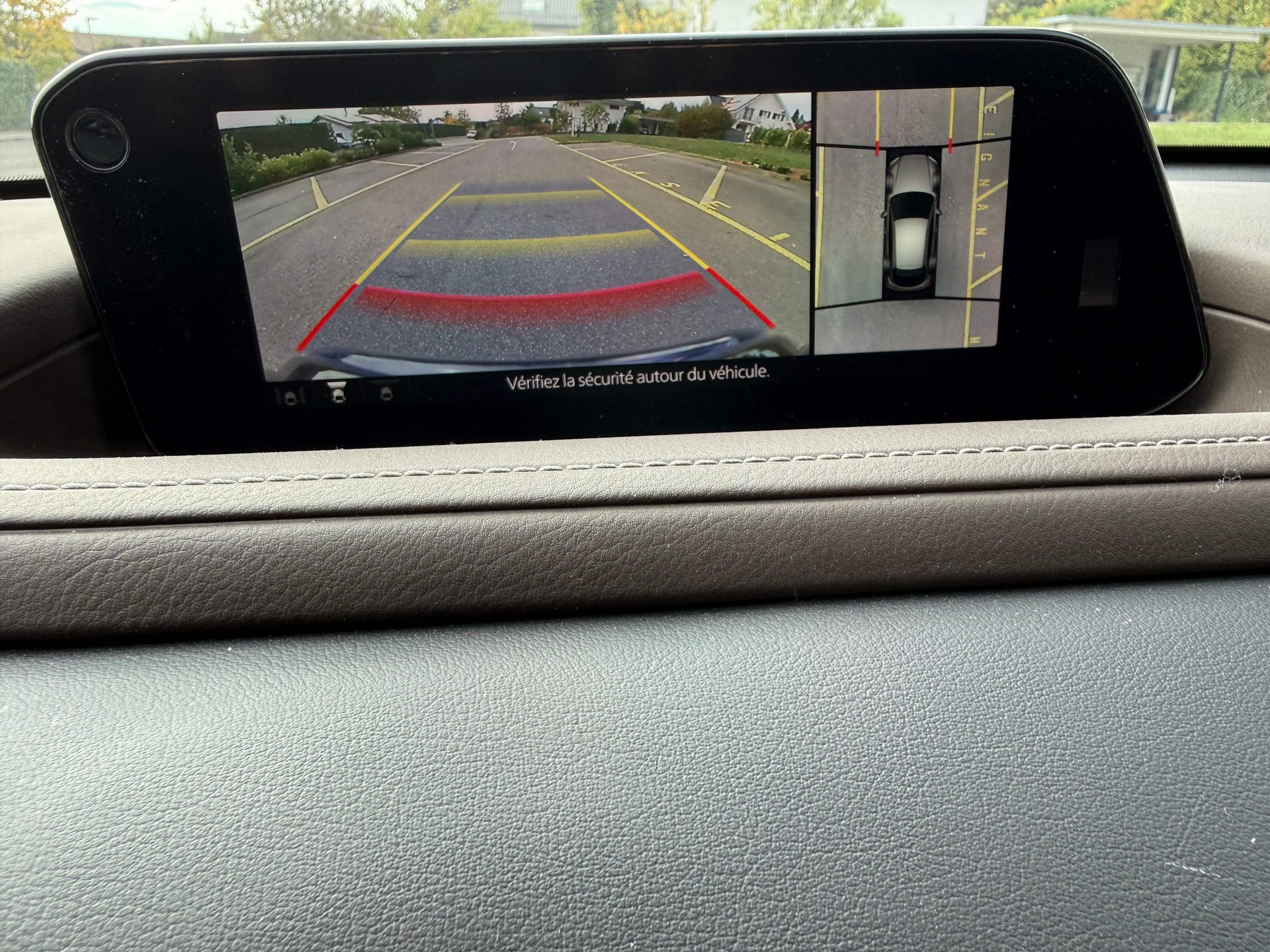 MAZDA CX-30 SKYACTIV-X 186 M Hybrid AWD Revolution Automat - CUIR - NAVIGATION - ANDROID AUTO - APPLE CARPLAY-image-26