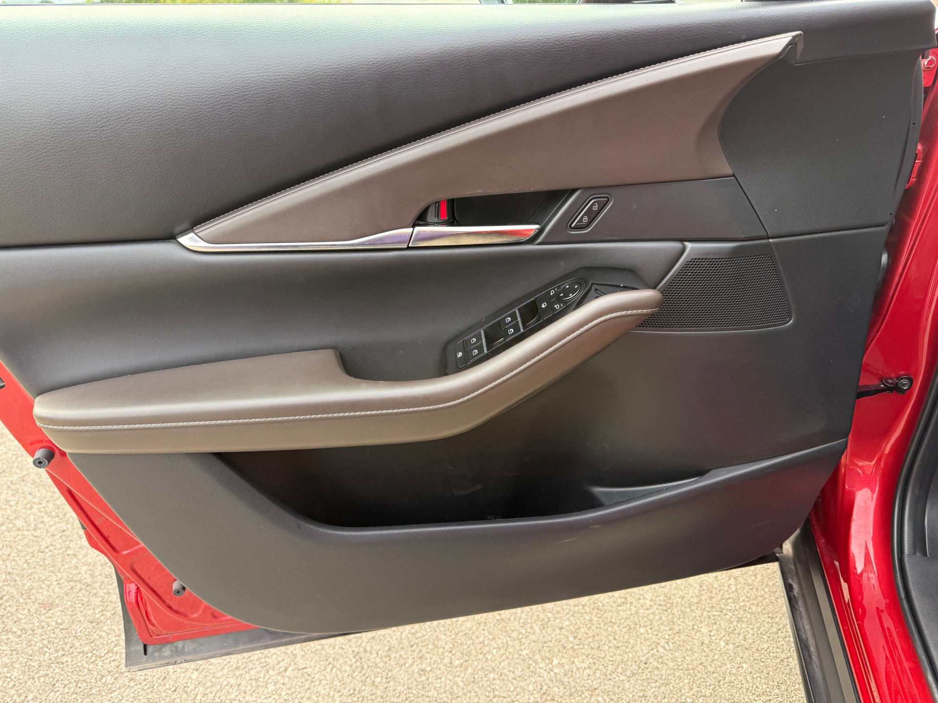 MAZDA CX-30 SKYACTIV-X 186 M Hybrid AWD Revolution Automat - CUIR - NAVIGATION - ANDROID AUTO - APPLE CARPLAY-image-30