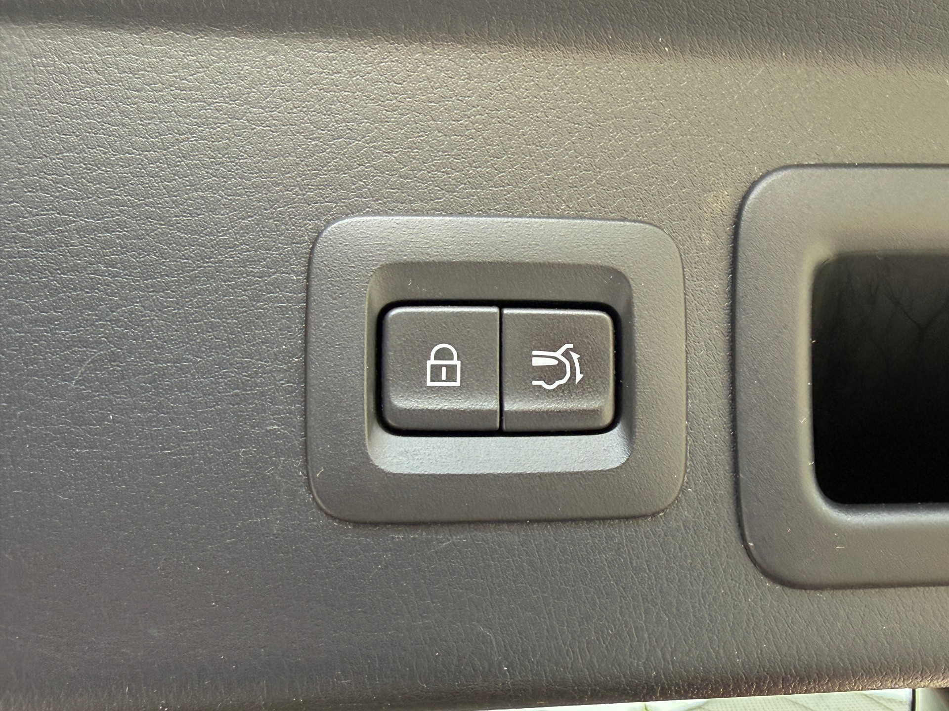 MAZDA CX-30 SKYACTIV-X 186 M Hybrid AWD Revolution Automat - CUIR - NAVIGATION - ANDROID AUTO - APPLE CARPLAY-image-31