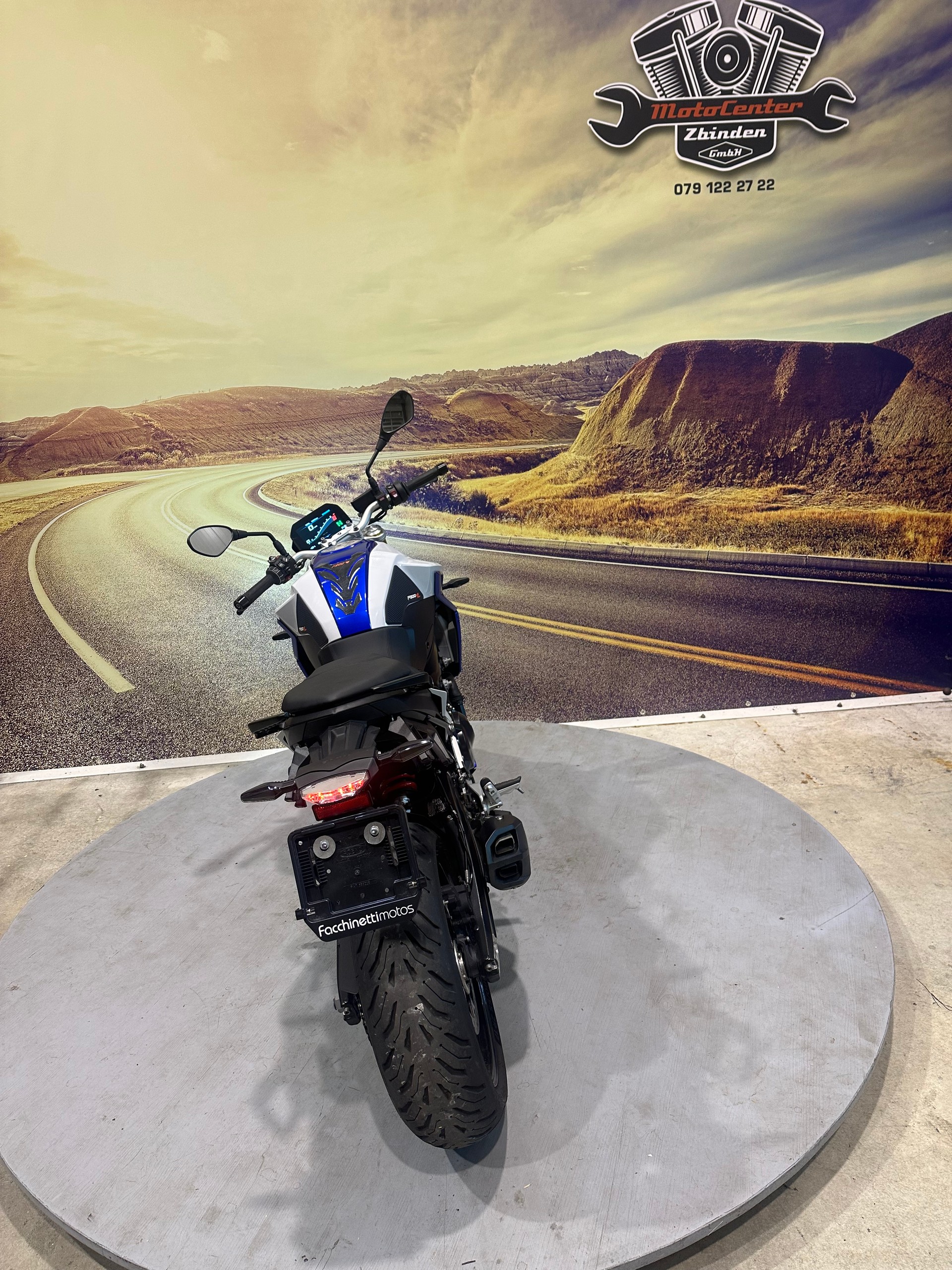 BMW F 900 R A2 (35kW) ABS-image-7