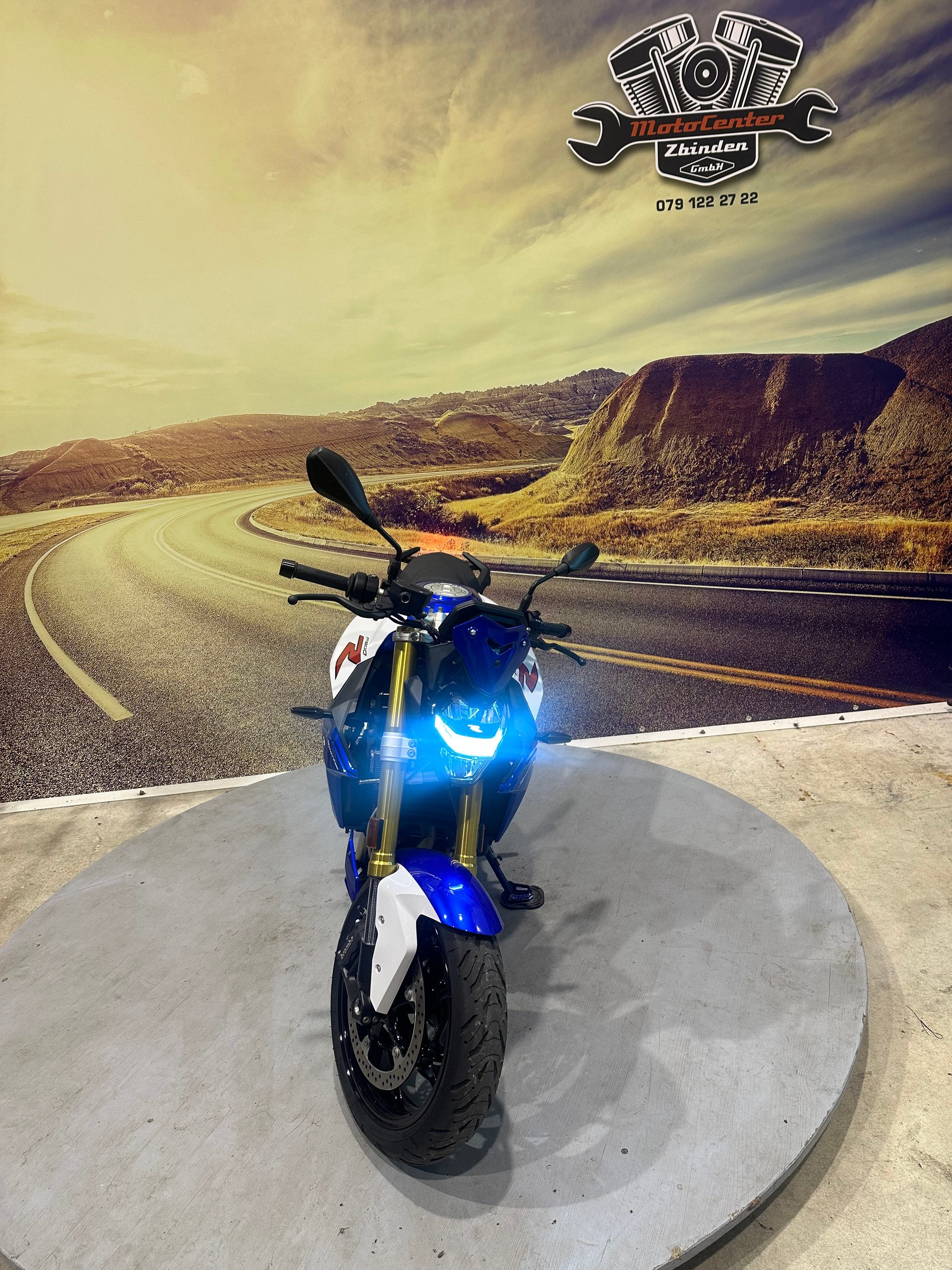 BMW F 900 R A2 (35kW) ABS-image-2