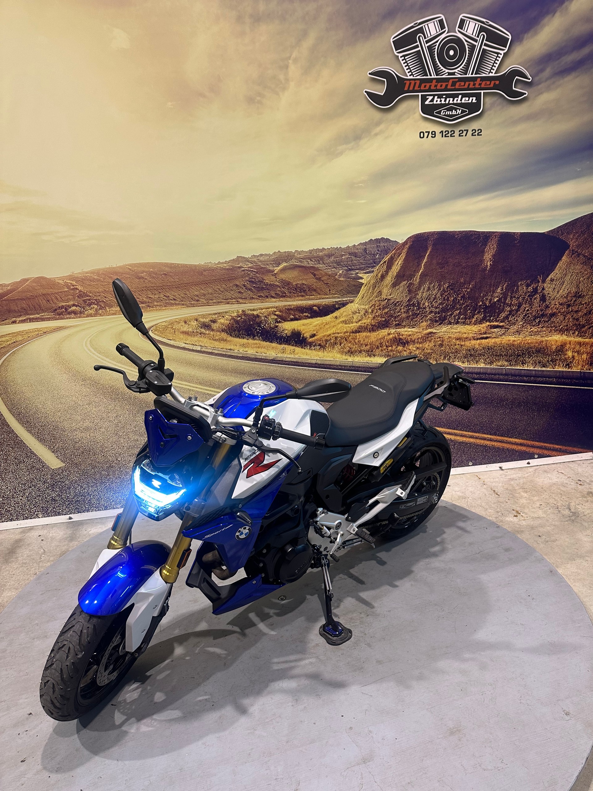 BMW F 900 R A2 (35kW) ABS-image-3