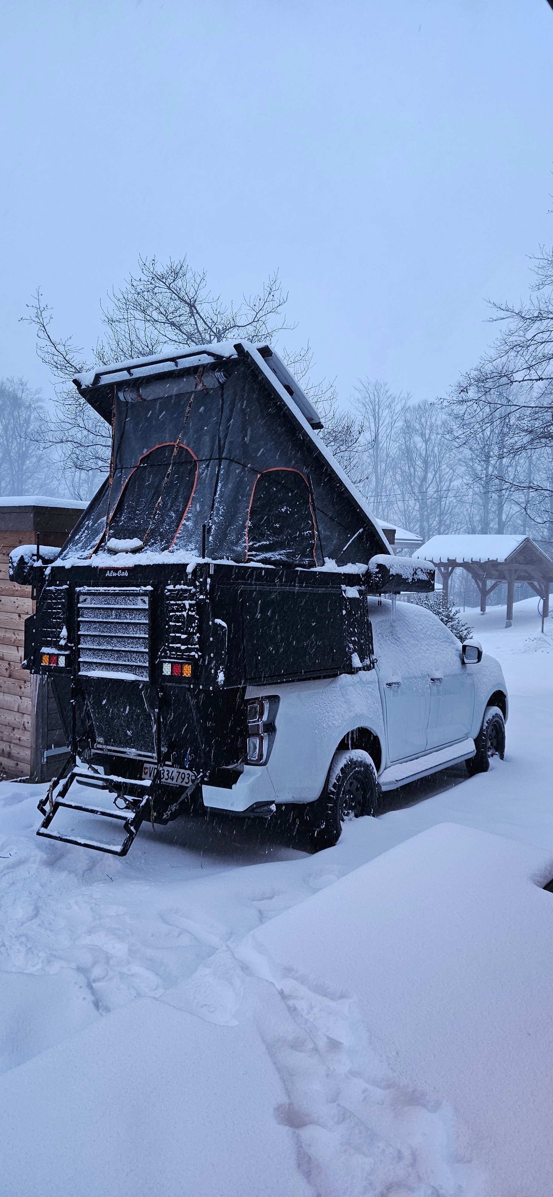 ISUZU D-MAX 1.9 CrewCab N60F 4x4 AT-image-2