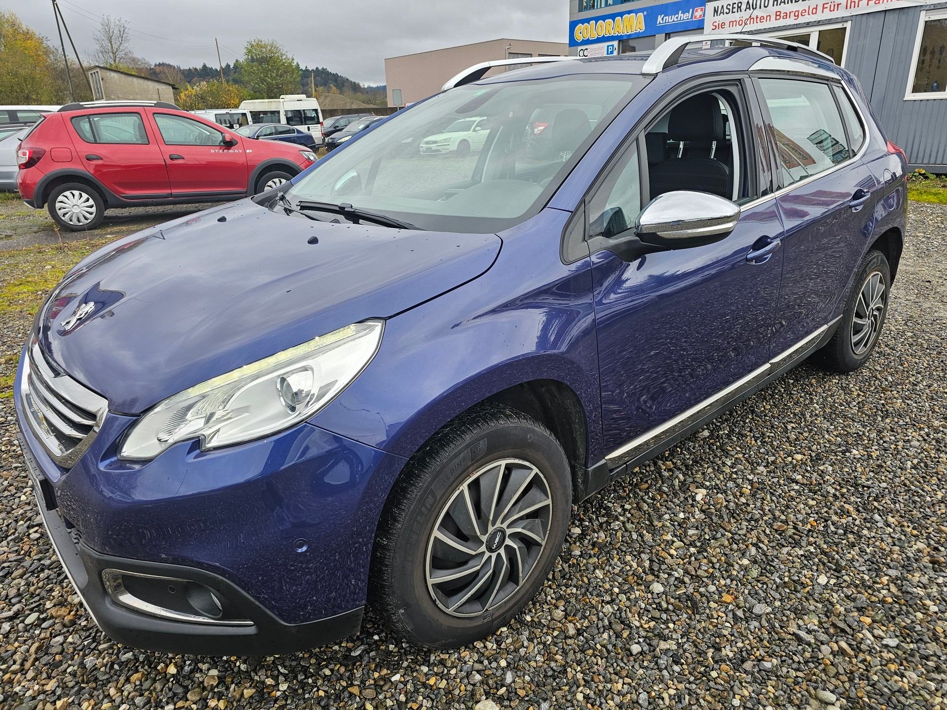 PEUGEOT 2008 1.2 PureTech Active-image-2