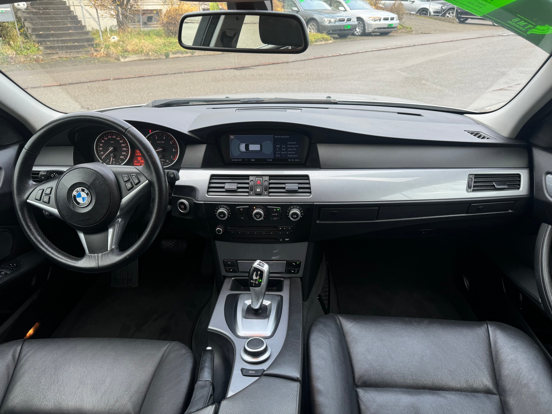 BMW 523i Touring Steptronic-image-8