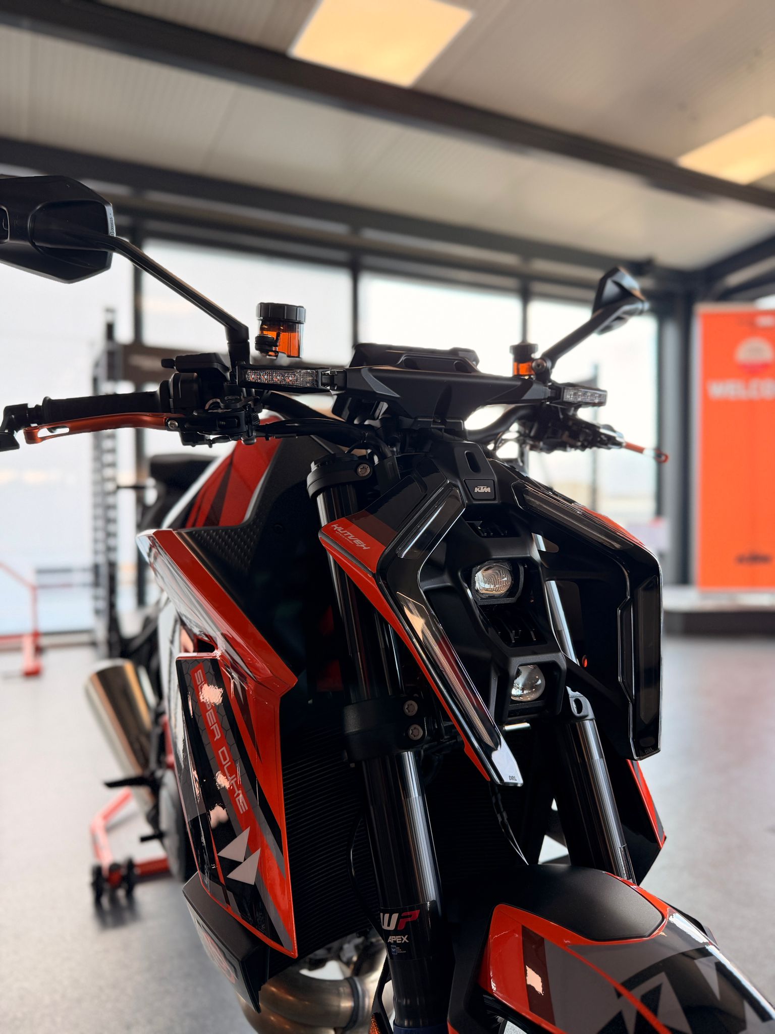 KTM 1390 Super Duke R EVO 2025-image-7