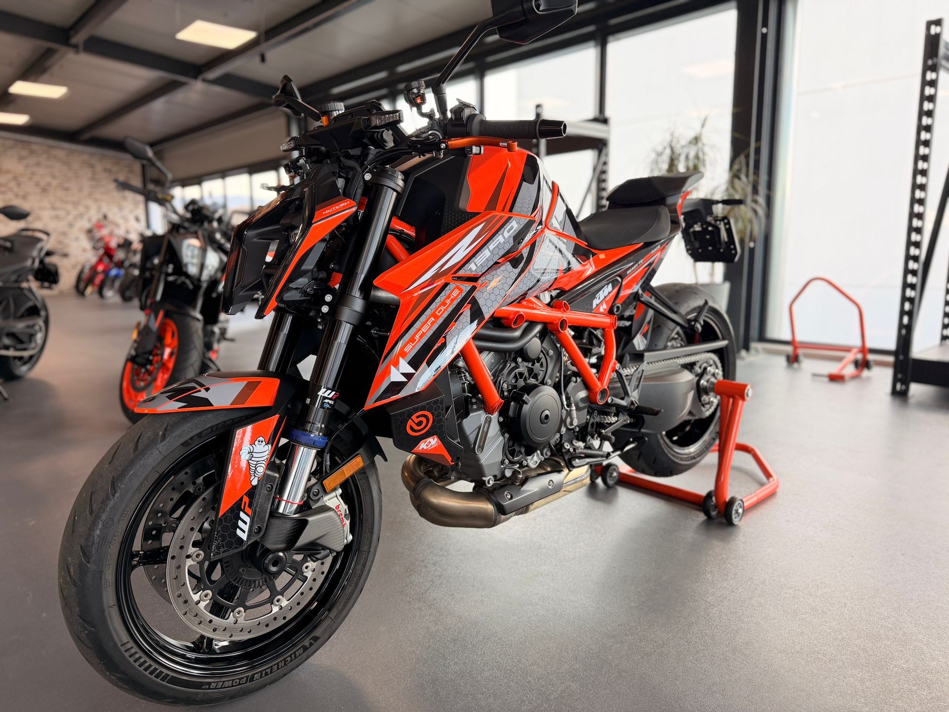 KTM 1390 Super Duke R EVO 2025-image-4