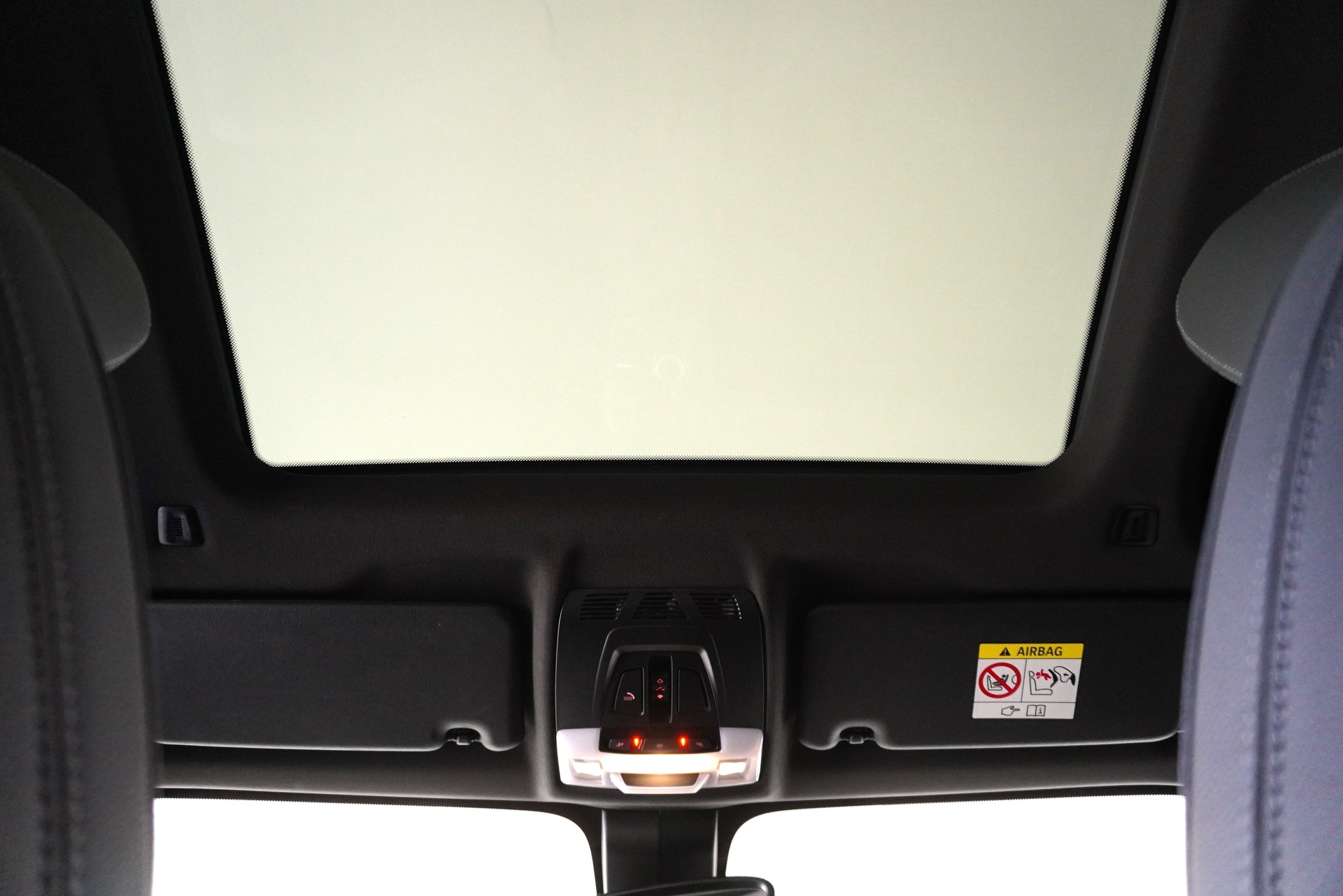 BMW X1 xDrive 25i M Sport Steptronic-image-22
