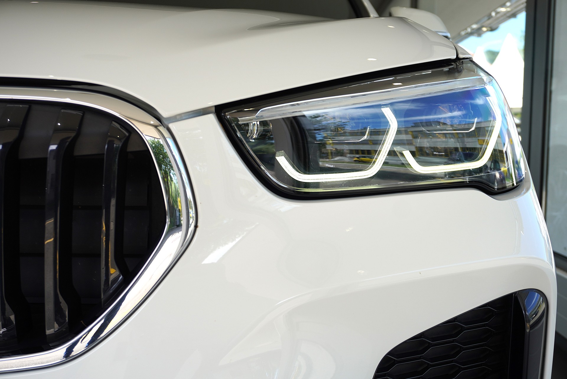 BMW X1 xDrive 25i M Sport Steptronic-image-23