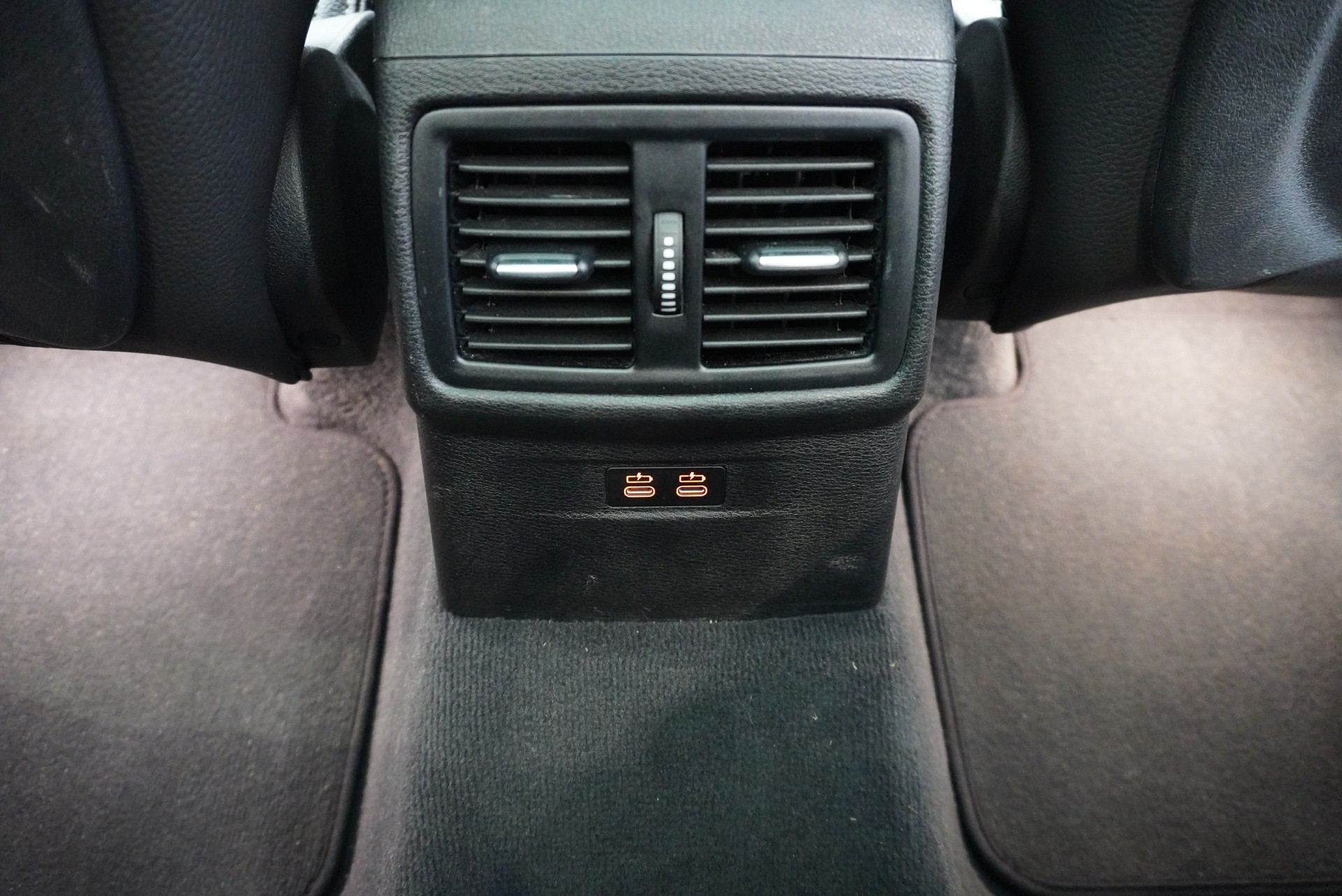 BMW X1 xDrive 25i M Sport Steptronic-image-21