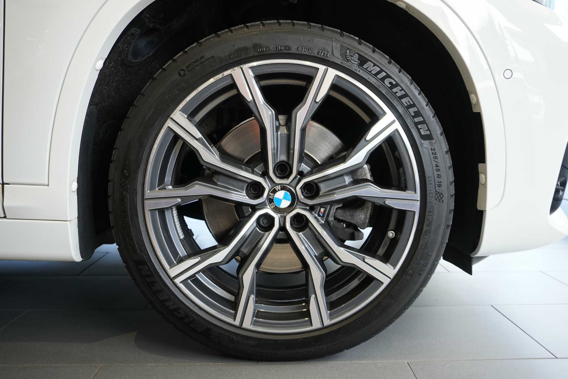 BMW X1 xDrive 25i M Sport Steptronic-image-7