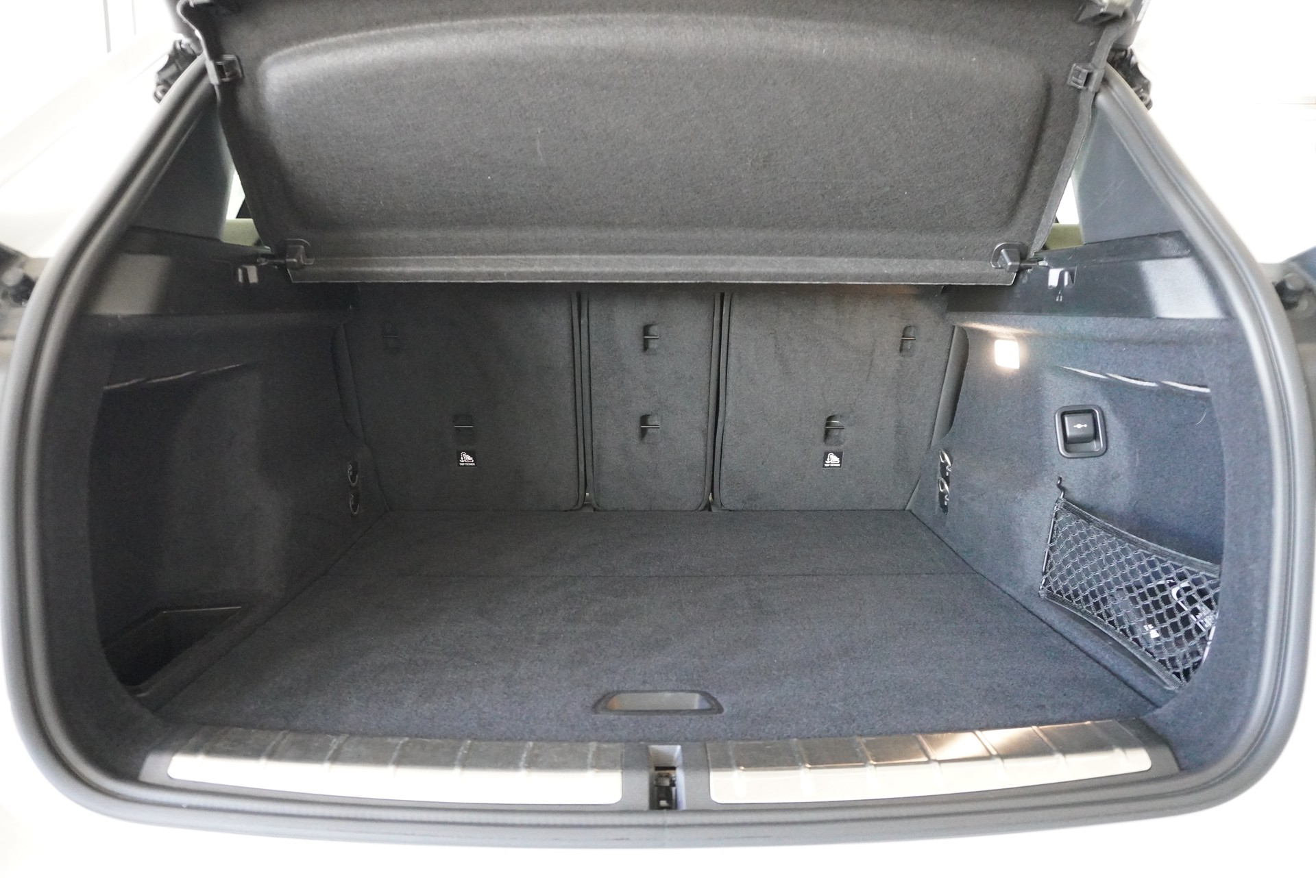 BMW X1 xDrive 25i M Sport Steptronic-image-17
