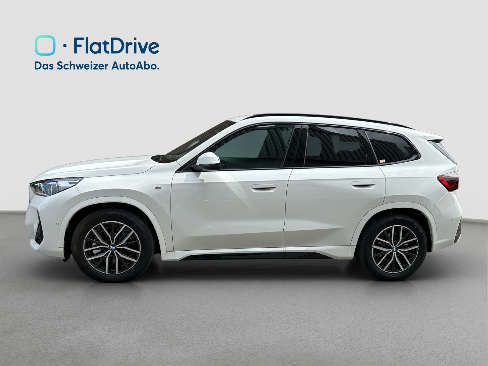 BMW X1 xDrive 23i 48V M Sport AHK-image-1
