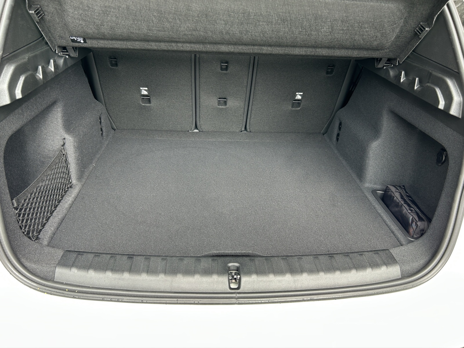 BMW X1 xDrive 23i 48V M Sport AHK-image-7