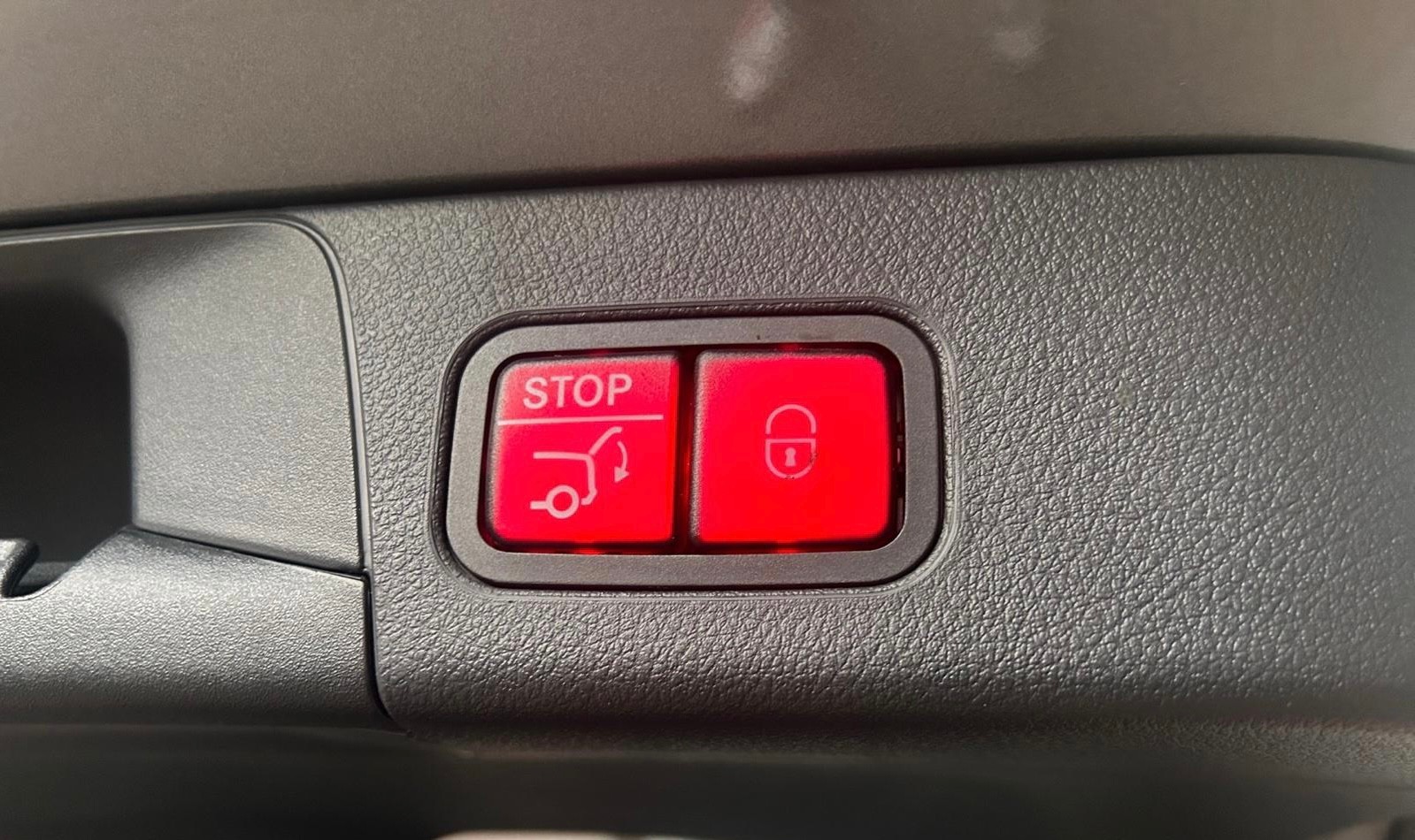 MERCEDES-BENZ B 250 4Matic 8G-DCT-image-10