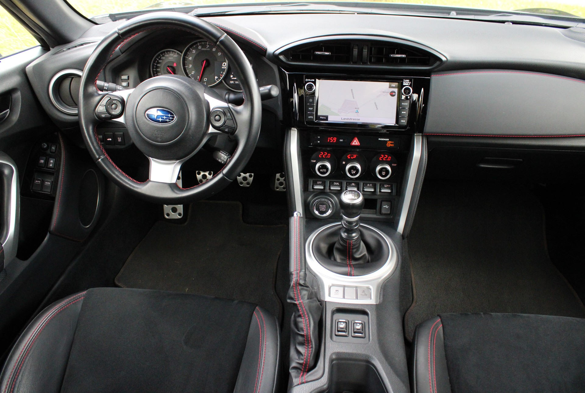 SUBARU BRZ 2.0R-image-11