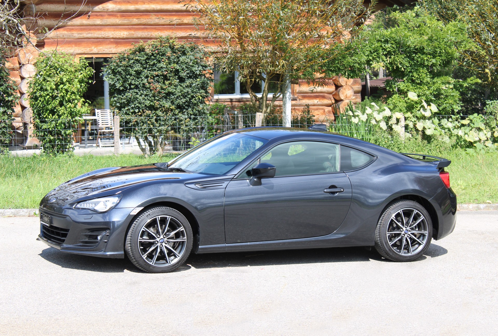 SUBARU BRZ 2.0R